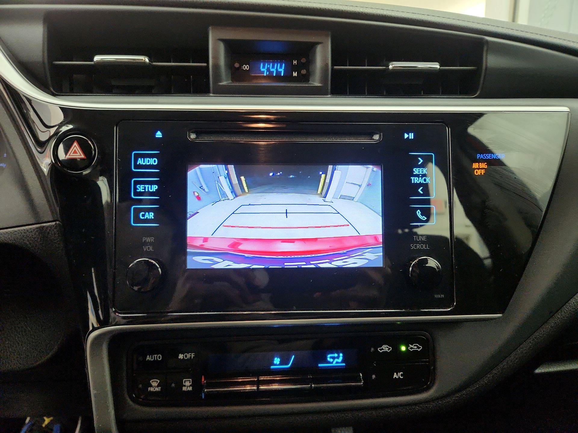 Thumbnail: 2018 Toyota Corolla - 14