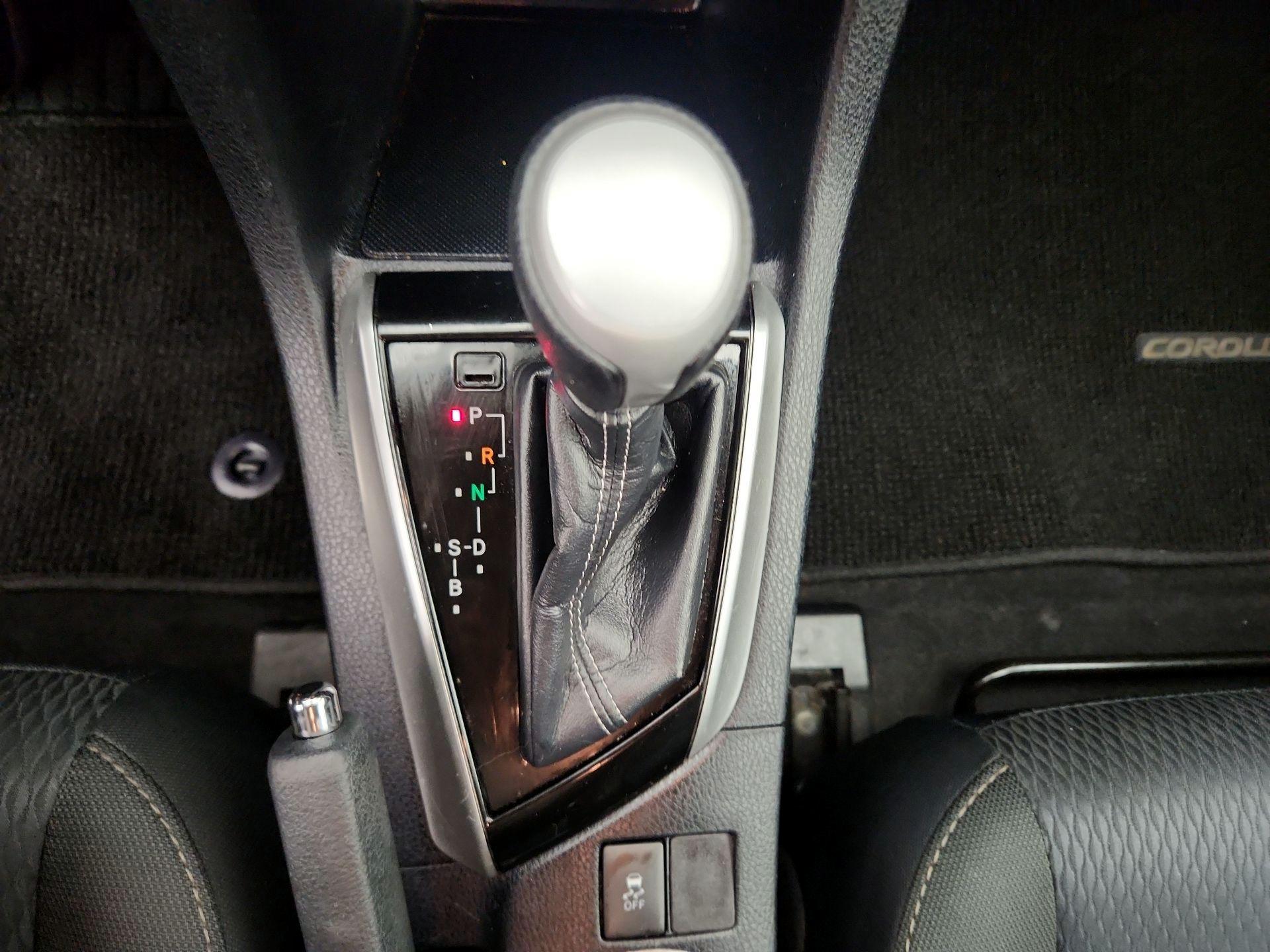 Thumbnail: 2018 Toyota Corolla - 17