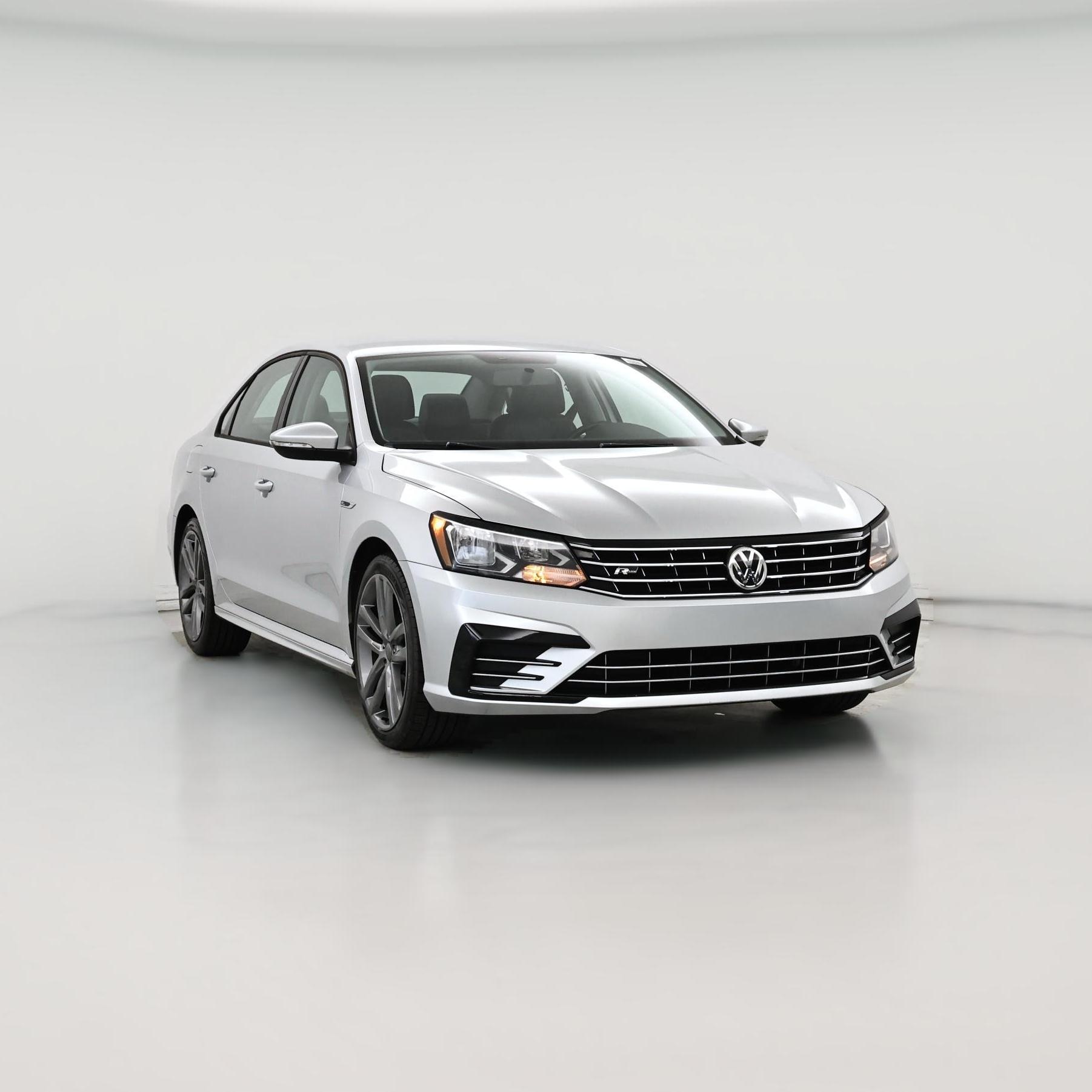 Thumbnail: 2018 Volkswagen Passat - 1