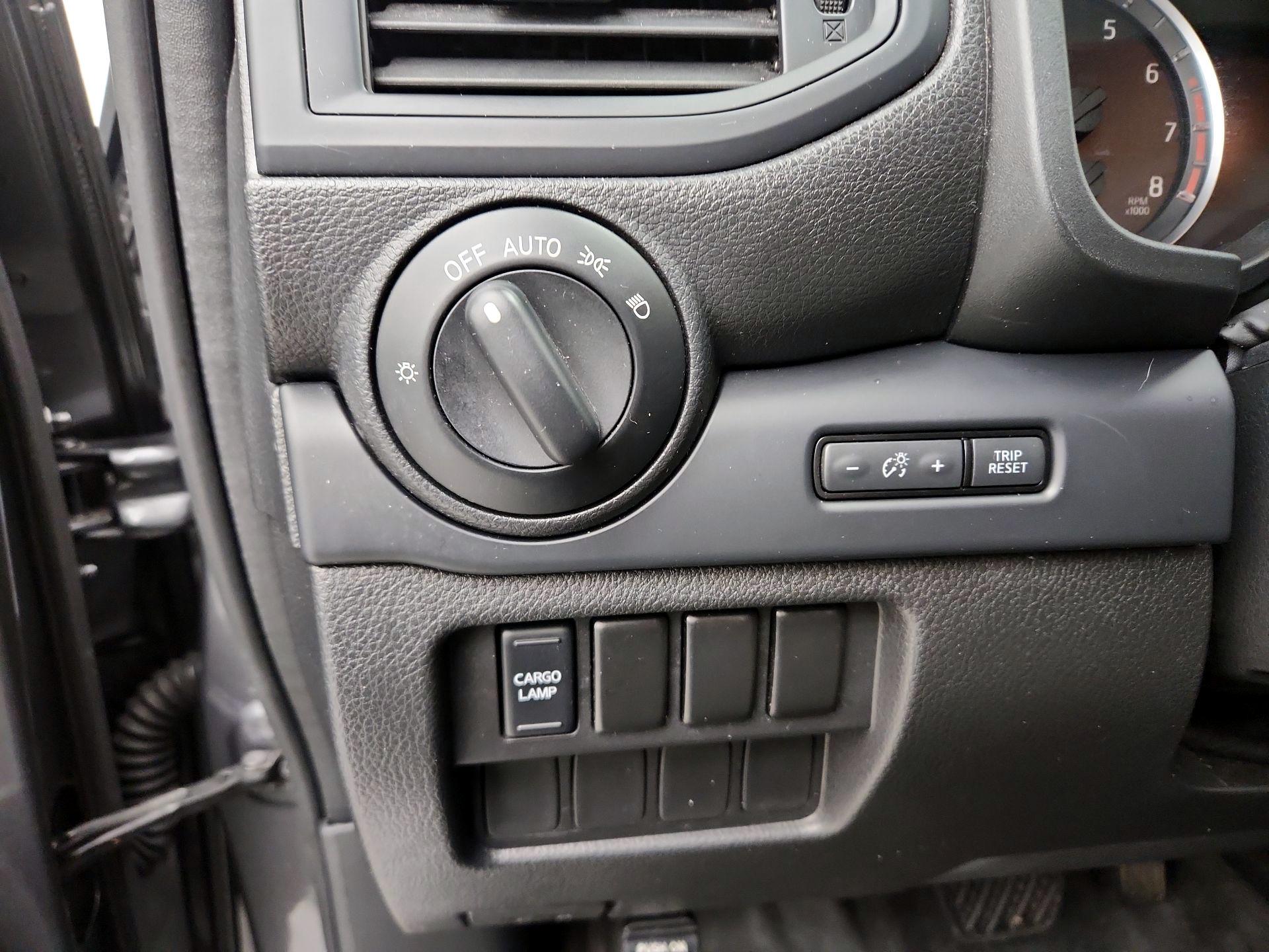 Thumbnail: 2021 Nissan Titan - 13