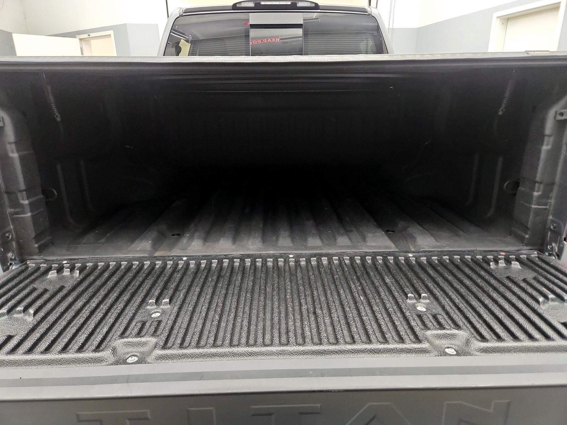 Thumbnail: 2021 Nissan Titan - 20