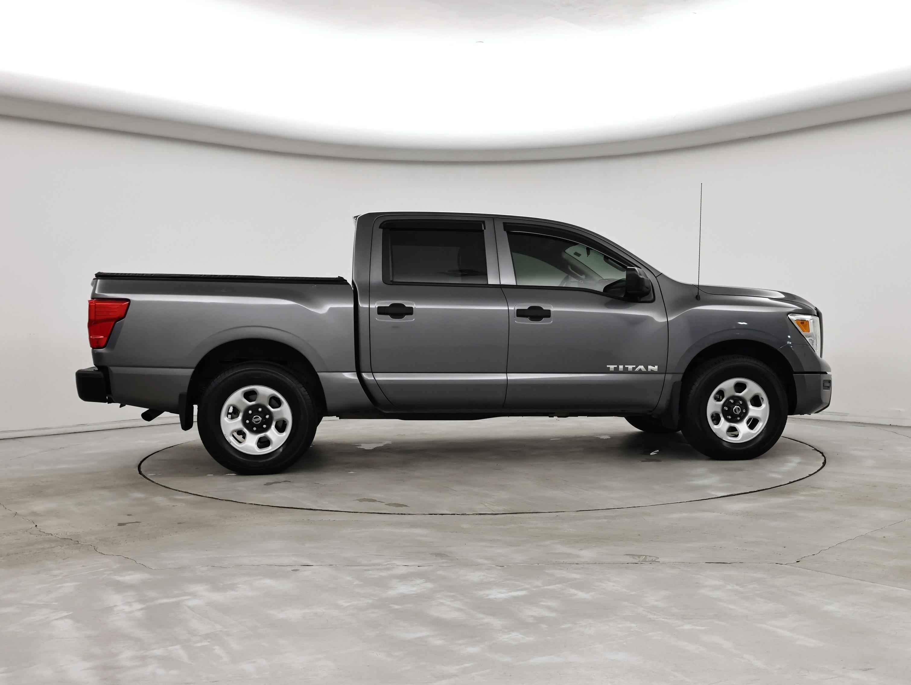 Thumbnail: 2021 Nissan Titan - 7