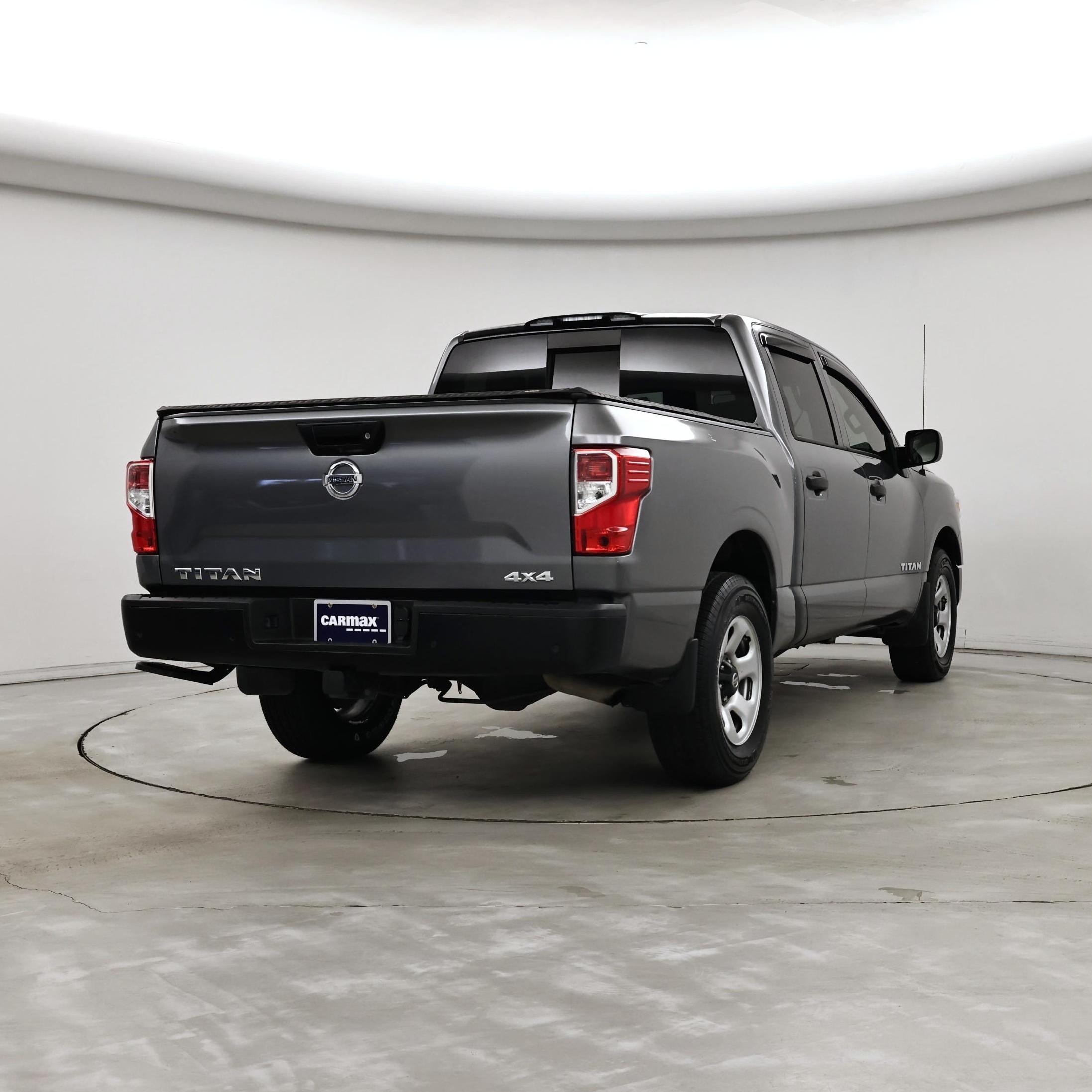 Thumbnail: 2021 Nissan Titan - 8