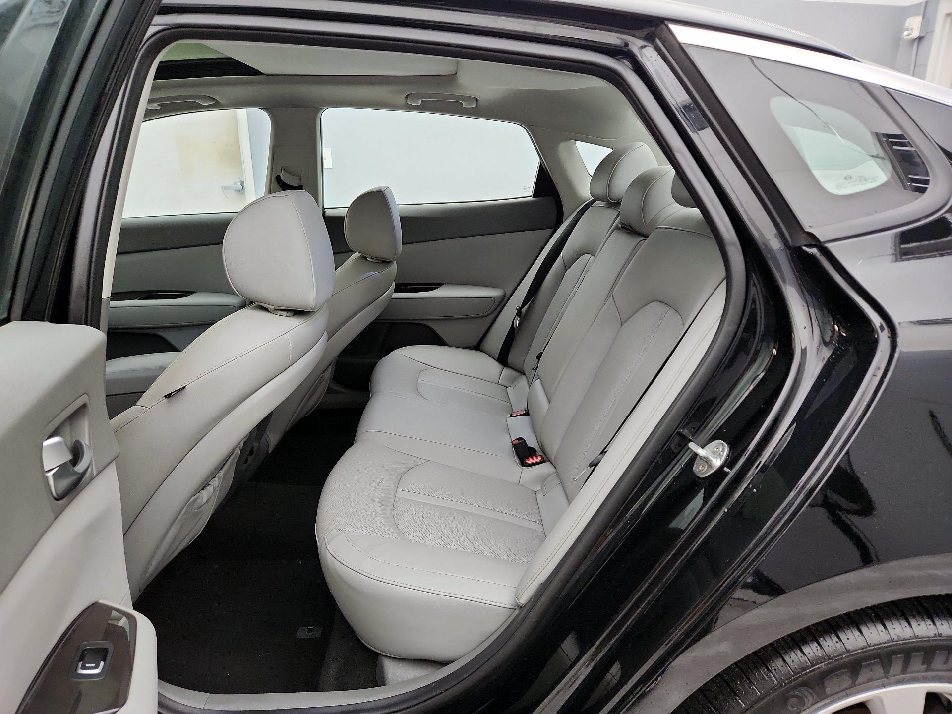 Thumbnail: 2018 Kia Optima - 20