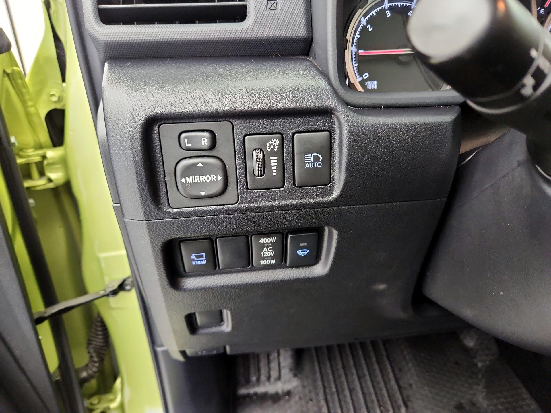 Thumbnail: 2022 Toyota 4Runner - 13