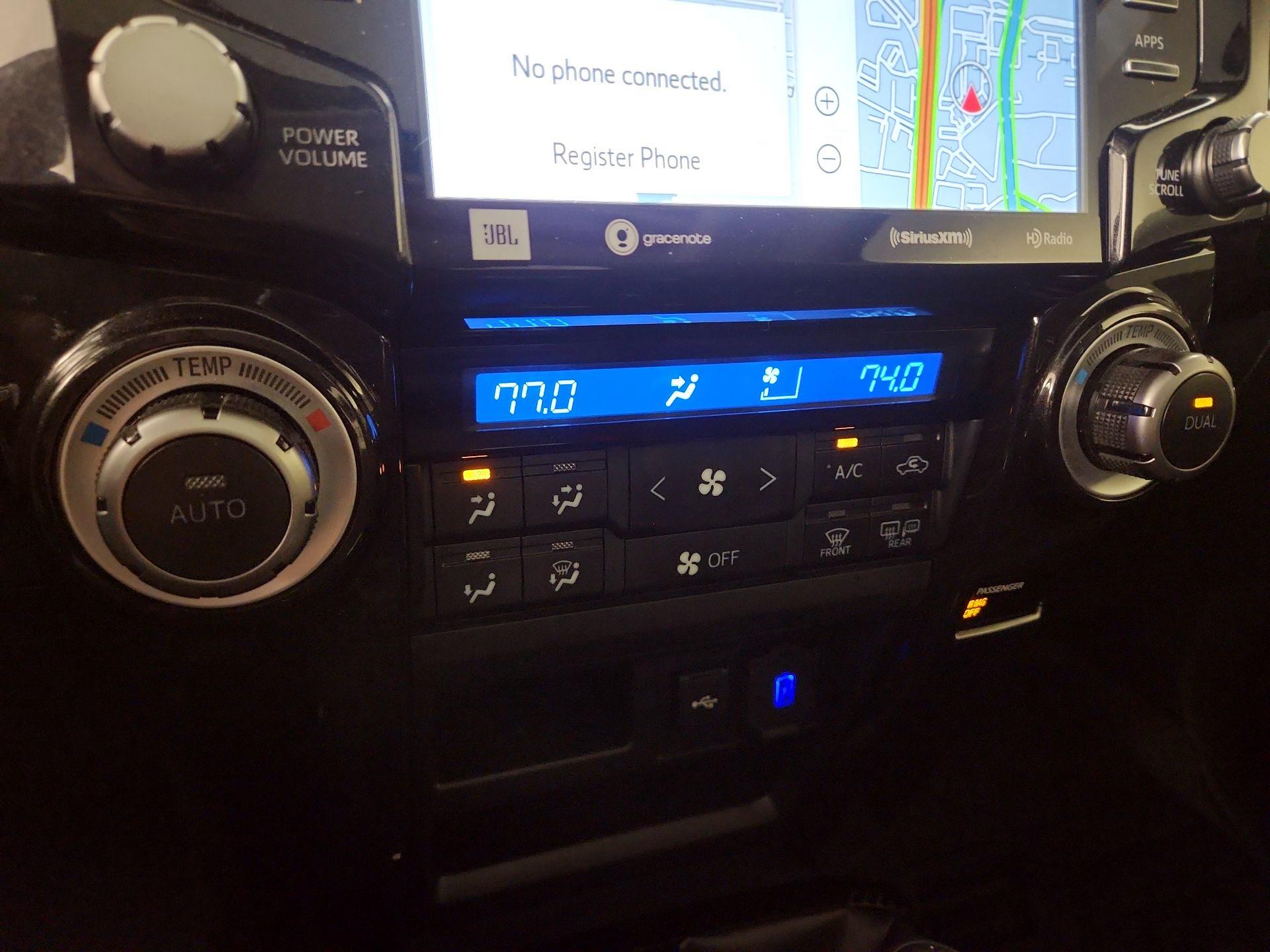 Thumbnail: 2022 Toyota 4Runner - 17