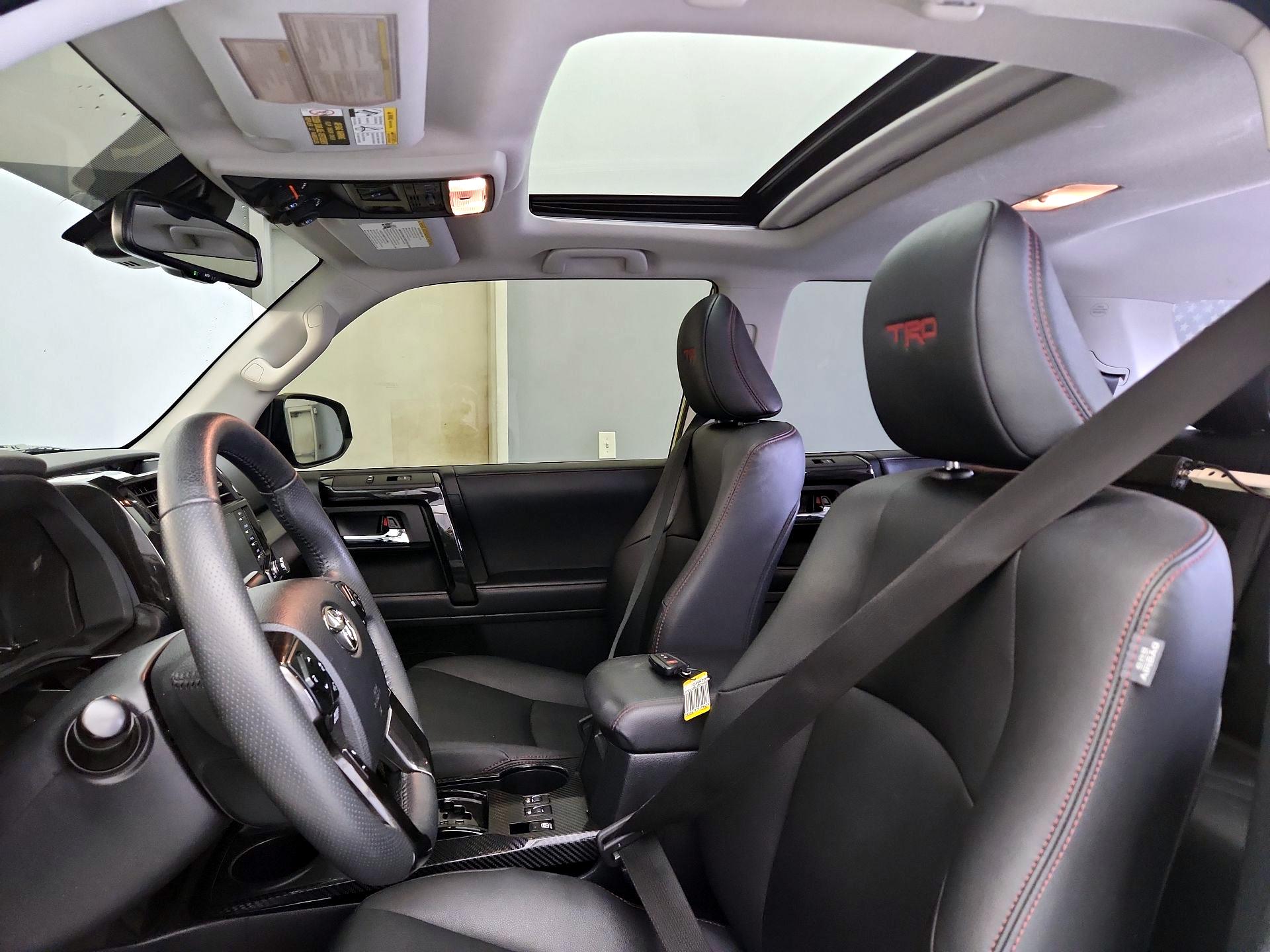 Thumbnail: 2022 Toyota 4Runner - 20