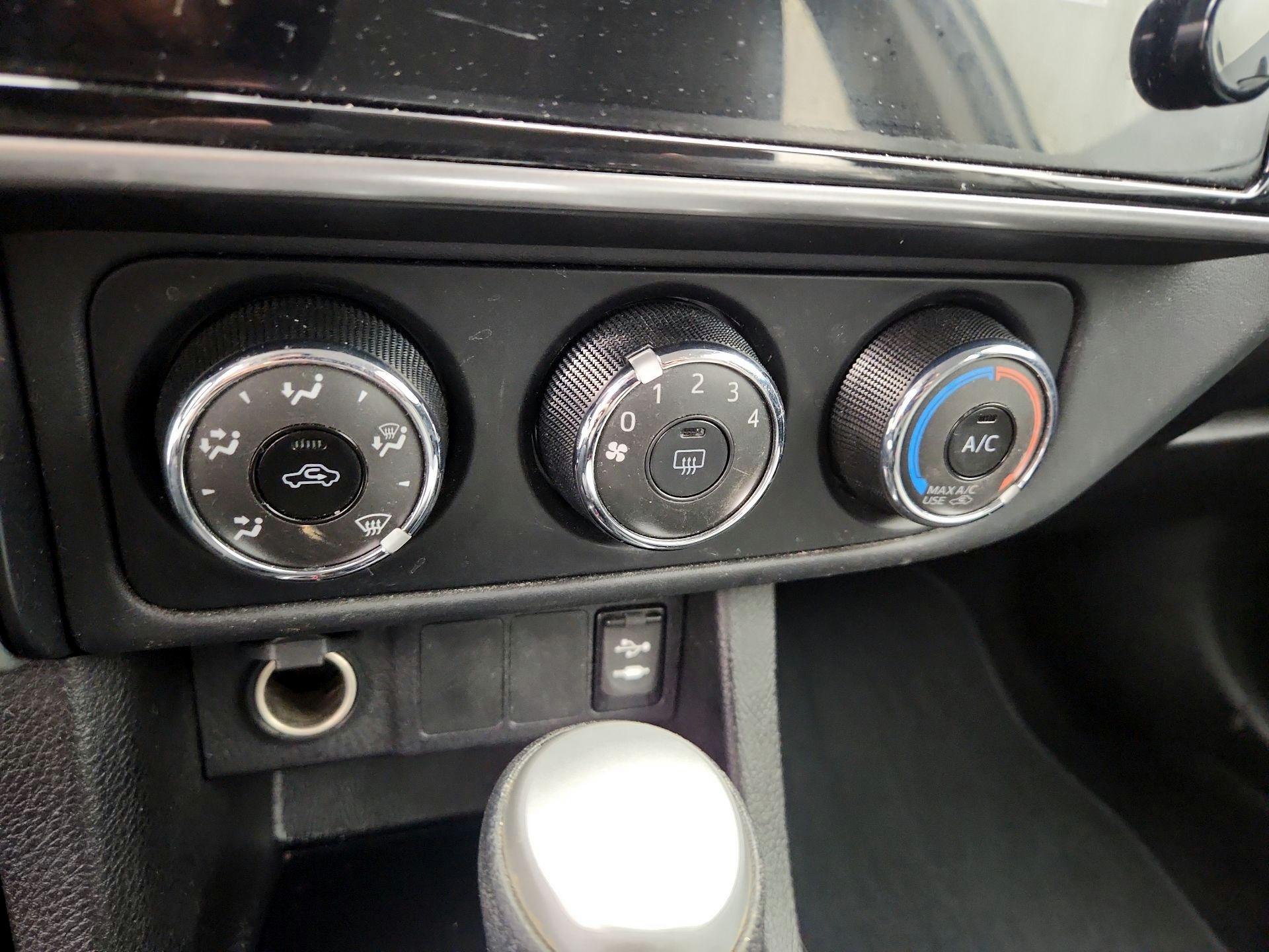 Thumbnail: 2019 Toyota Corolla - 16