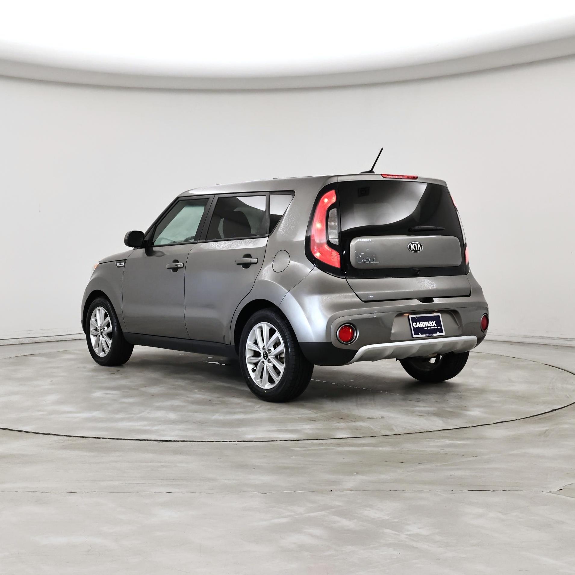 Thumbnail: 2017 Kia Soul - 2