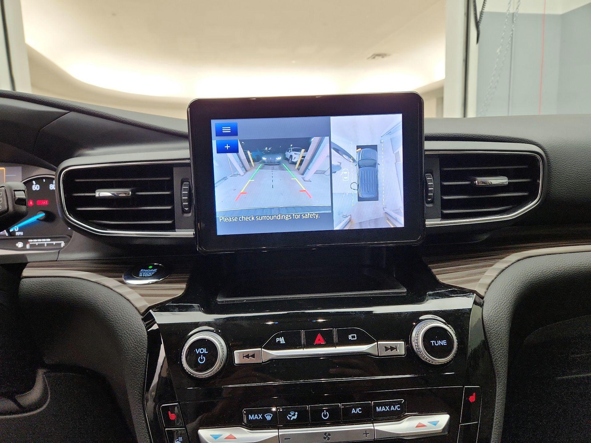 Thumbnail: 2021 Ford Explorer - 15