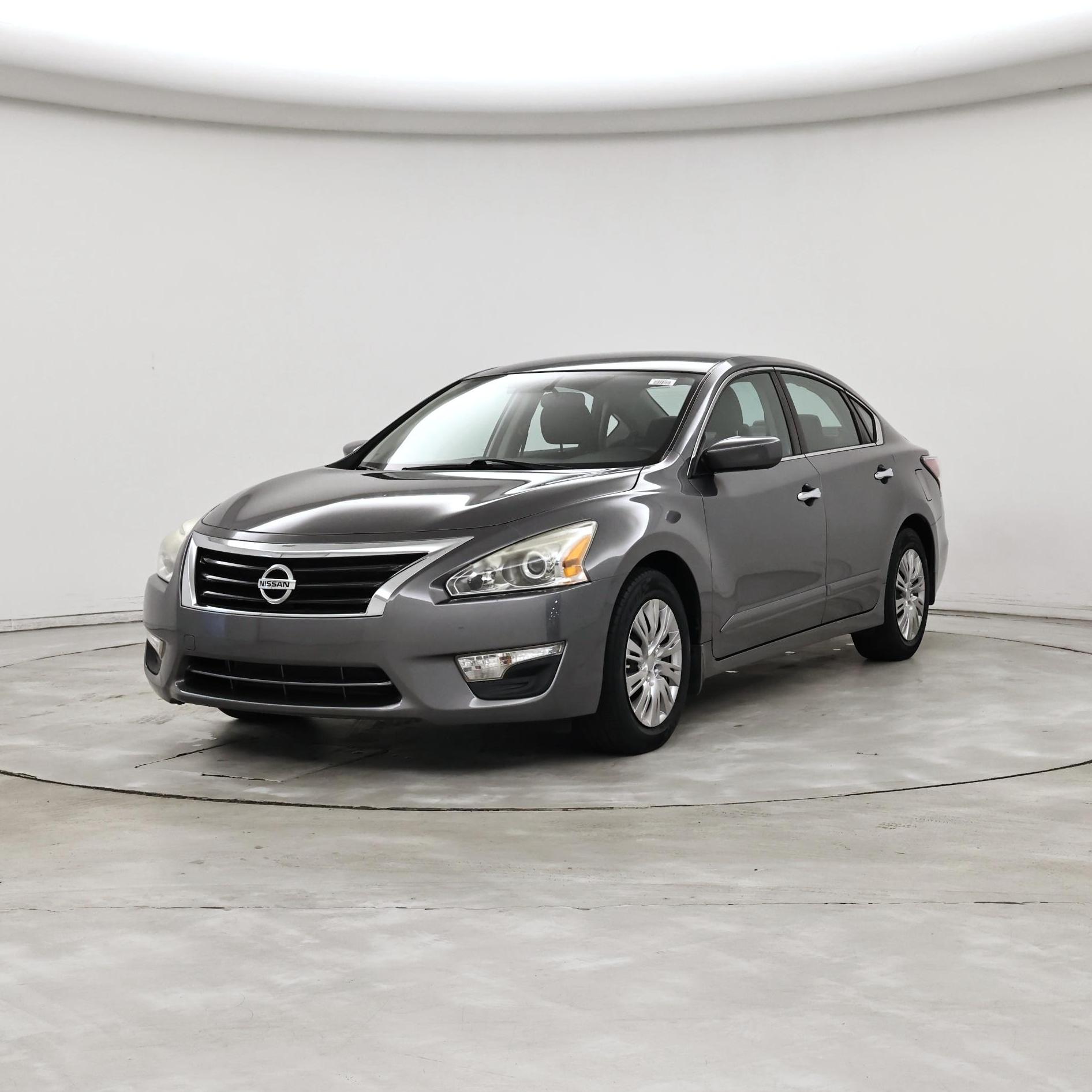 Thumbnail: 2015 Nissan Altima - 4