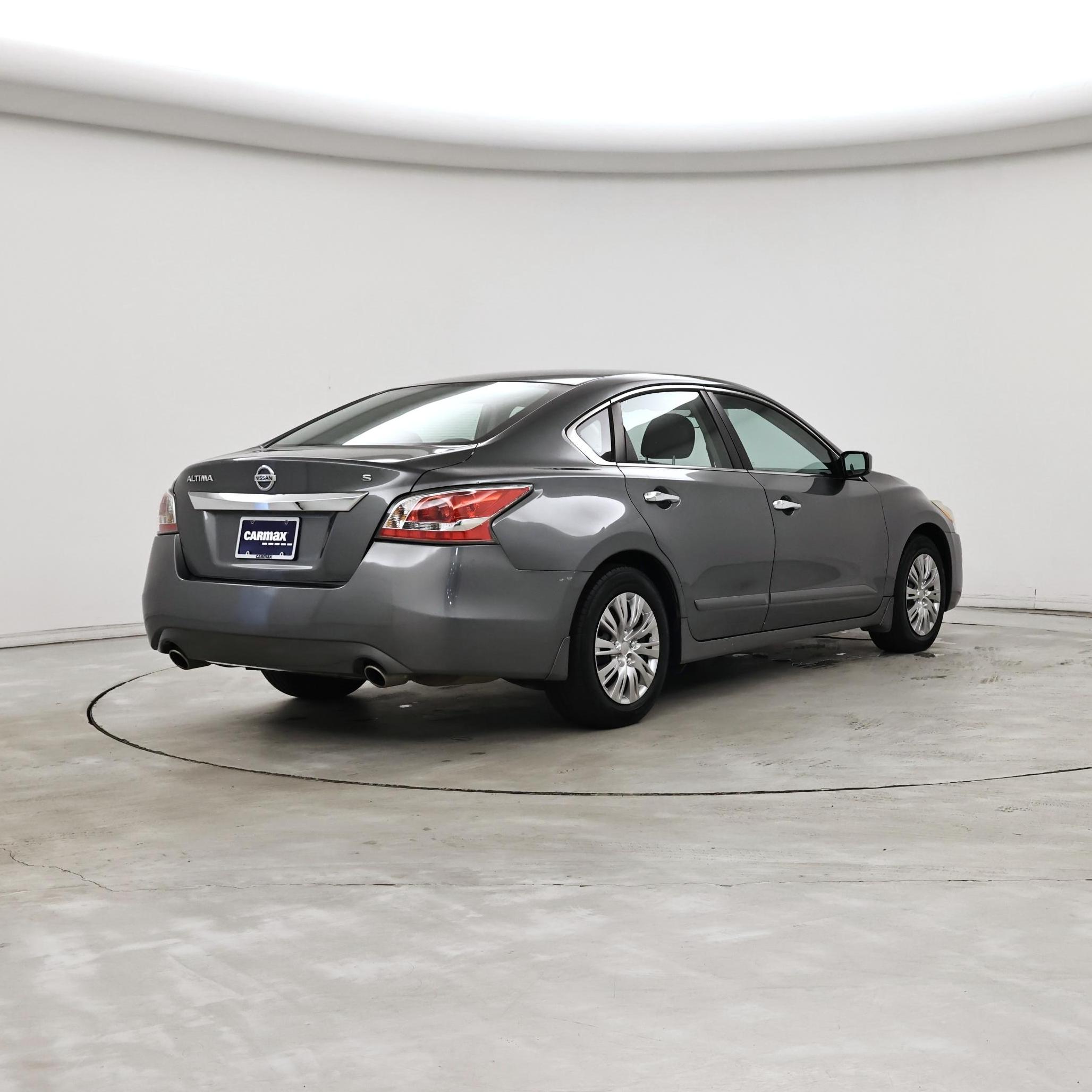 Thumbnail: 2015 Nissan Altima - 8