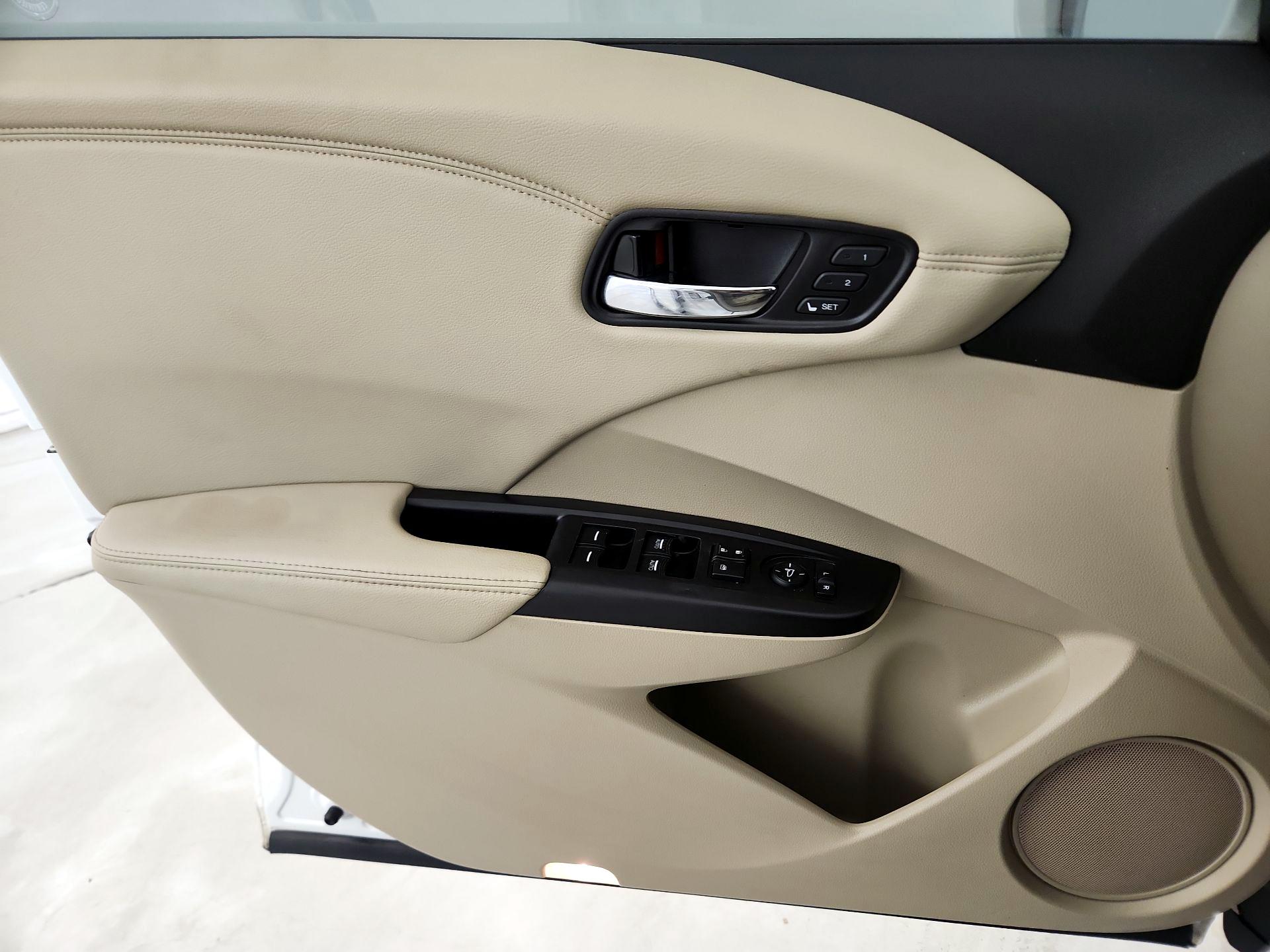 Thumbnail: 2015 Acura RDX - 12