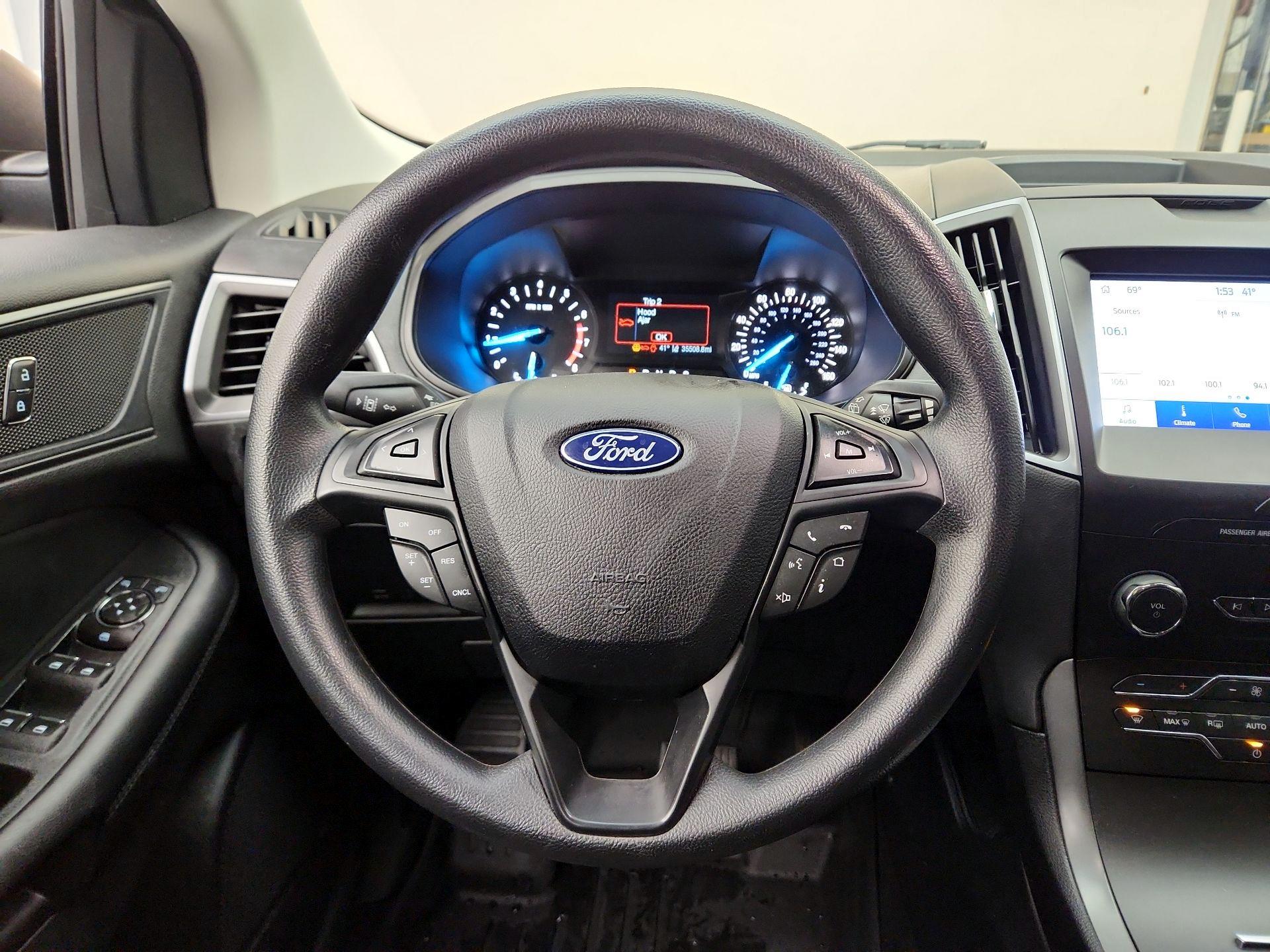 Thumbnail: 2020 Ford Edge - 10