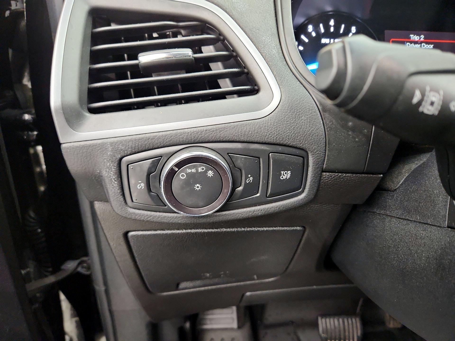 Thumbnail: 2020 Ford Edge - 13