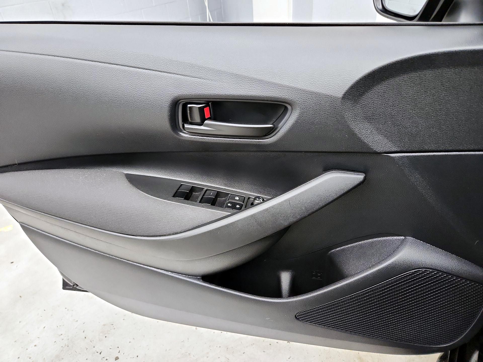 Thumbnail: 2025 Toyota Corolla - 12