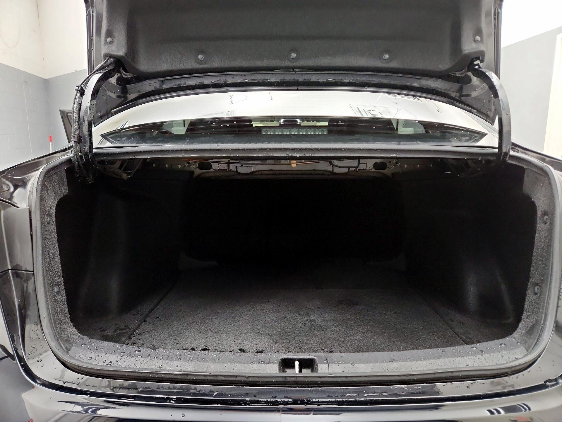 Thumbnail: 2025 Toyota Corolla - 20