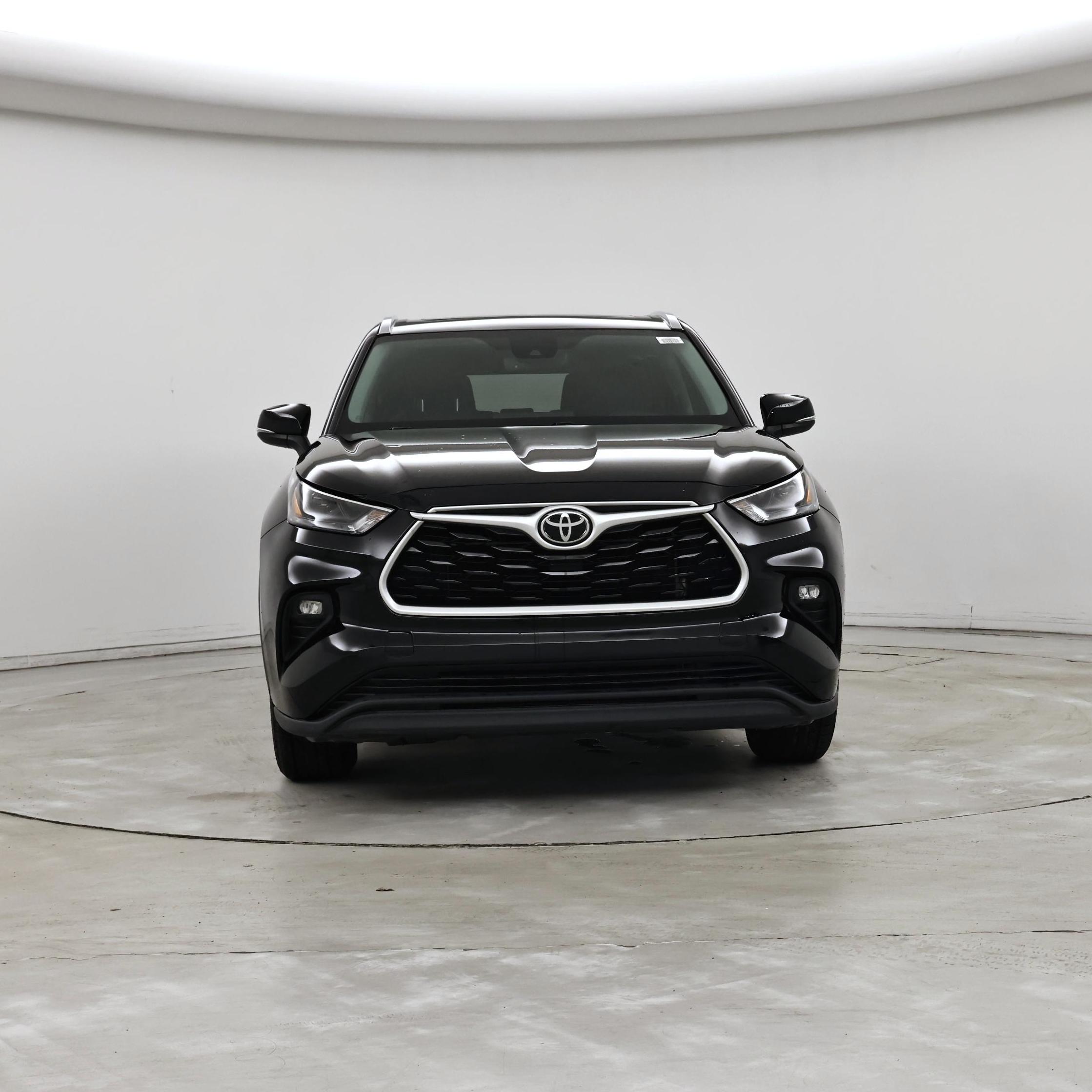 Thumbnail: 2022 Toyota Highlander - 5
