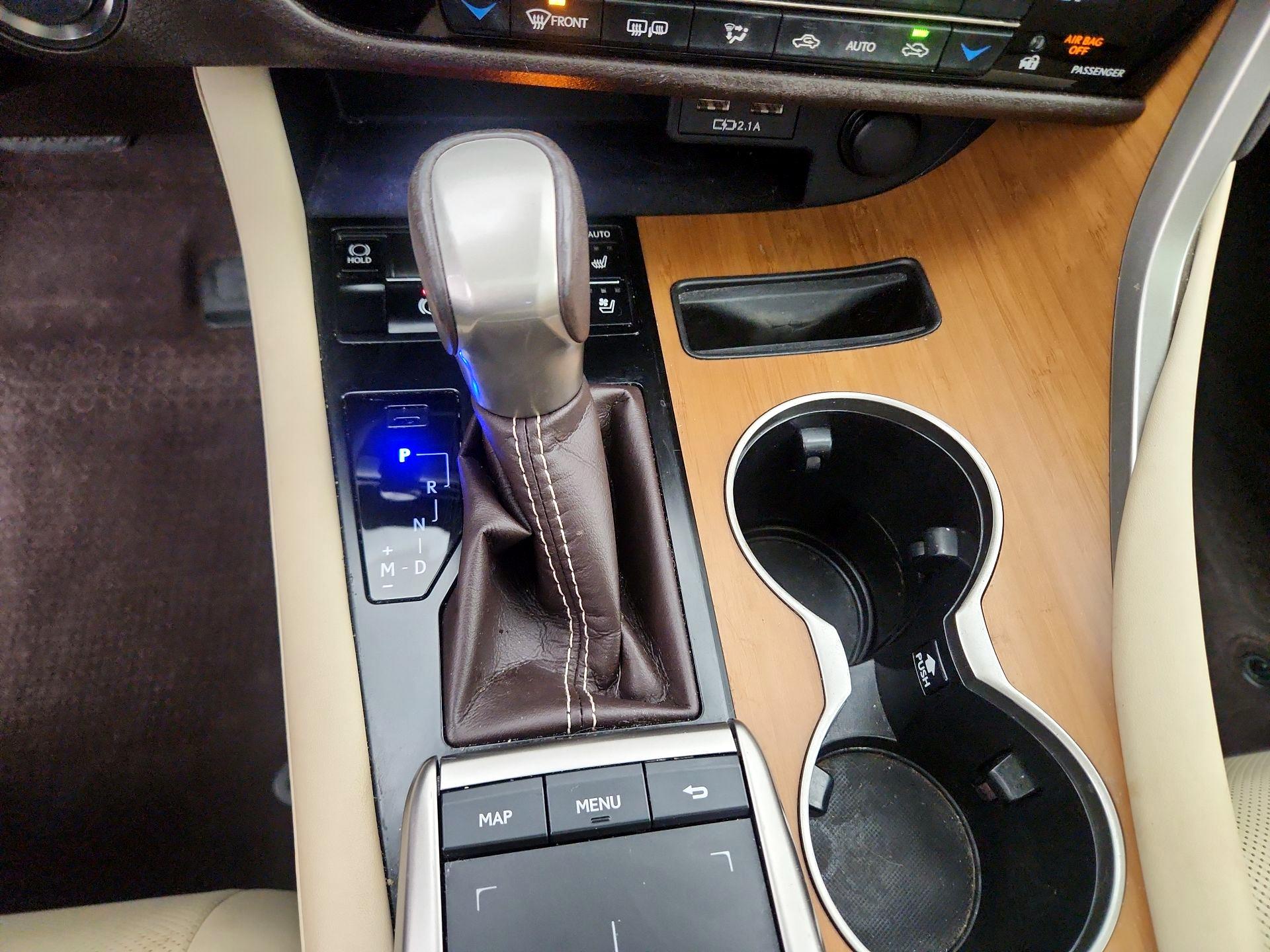 Thumbnail: 2020 Lexus RX - 17