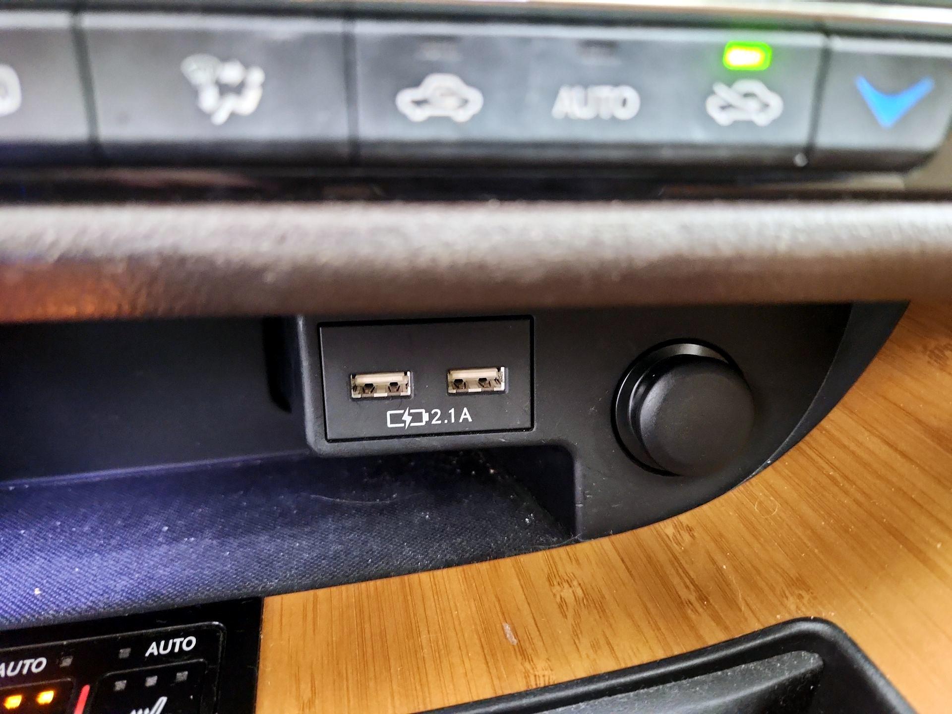 Thumbnail: 2020 Lexus RX - 18