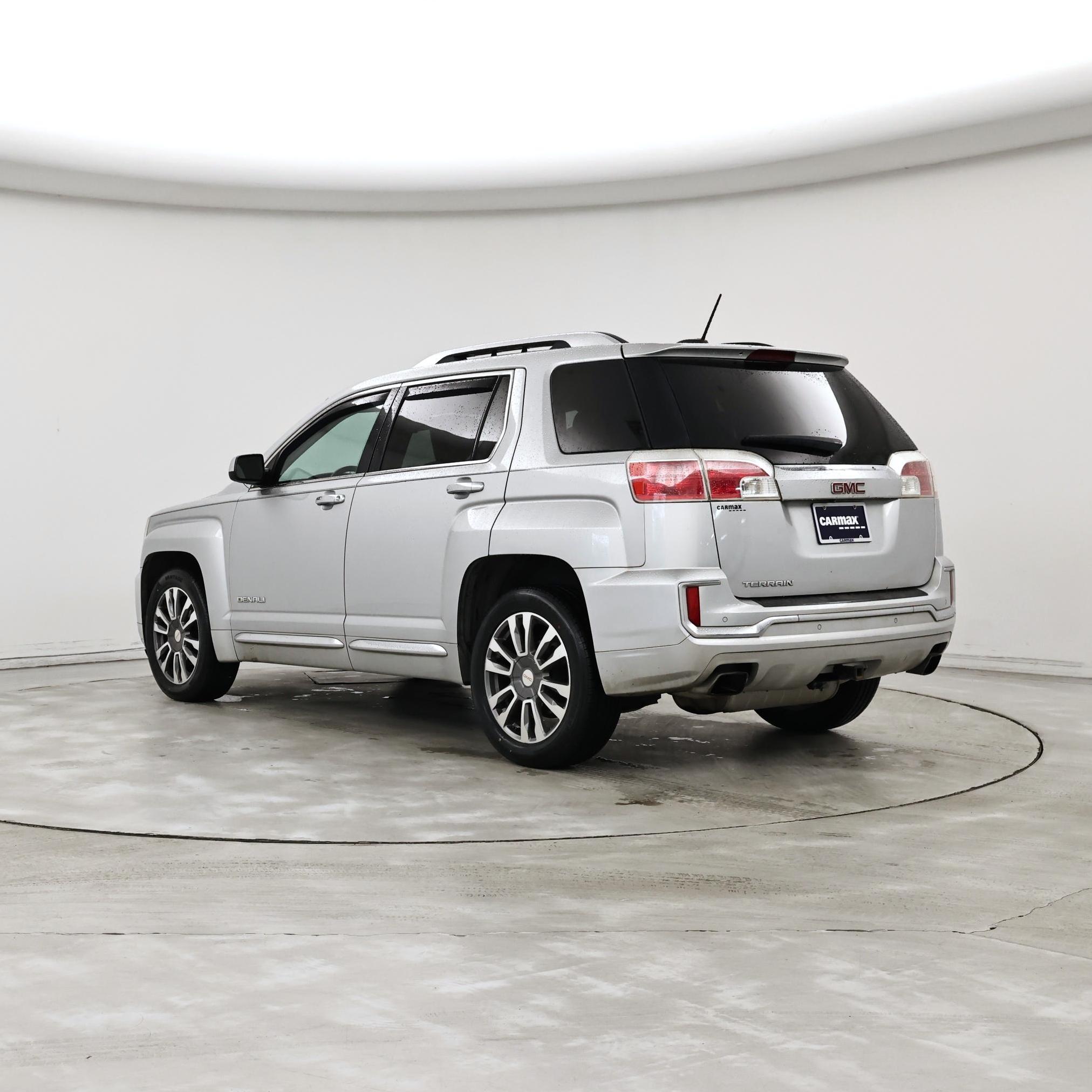 Thumbnail: 2016 GMC Terrain - 2