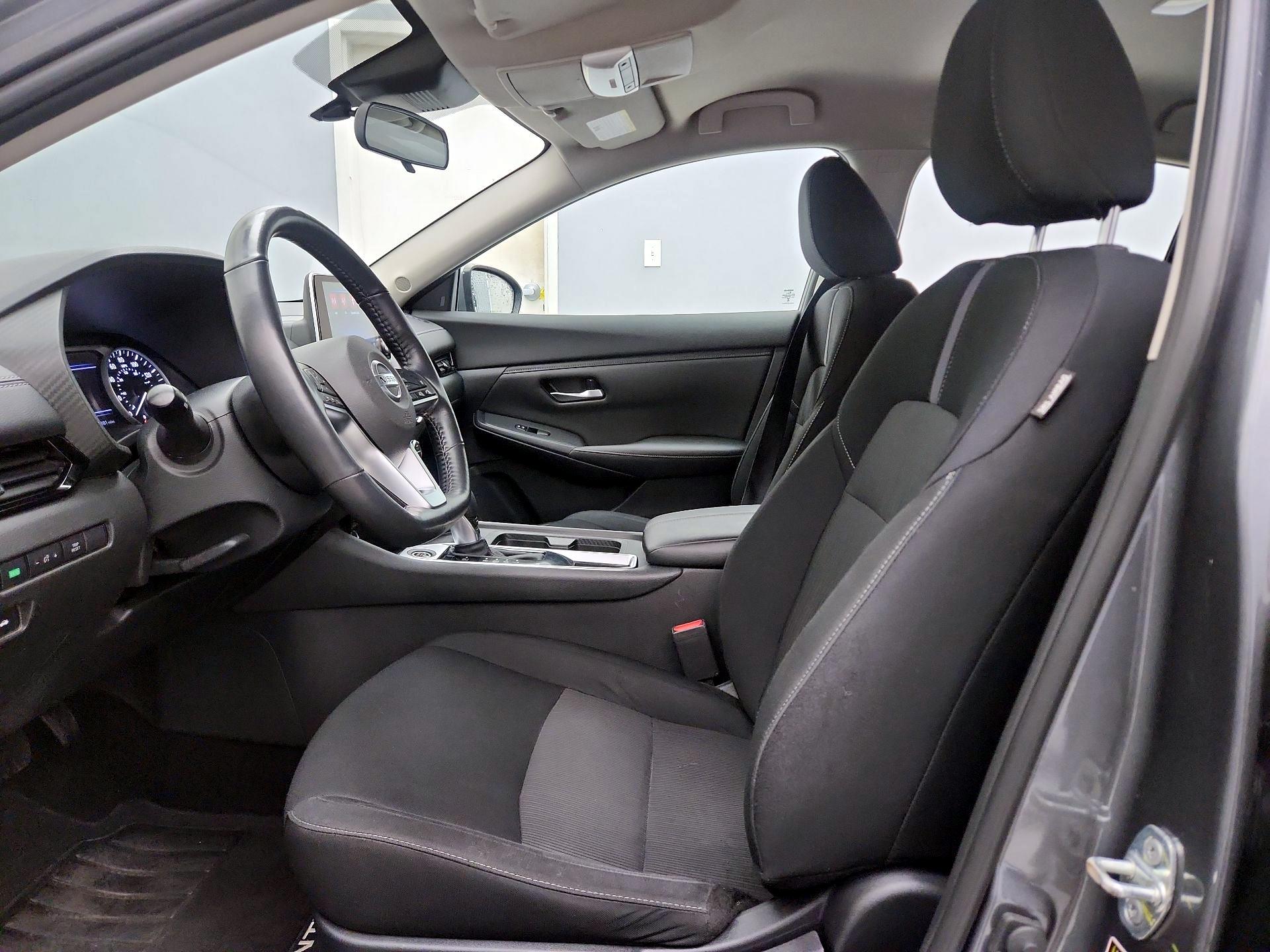 Thumbnail: 2022 Nissan Sentra - 11