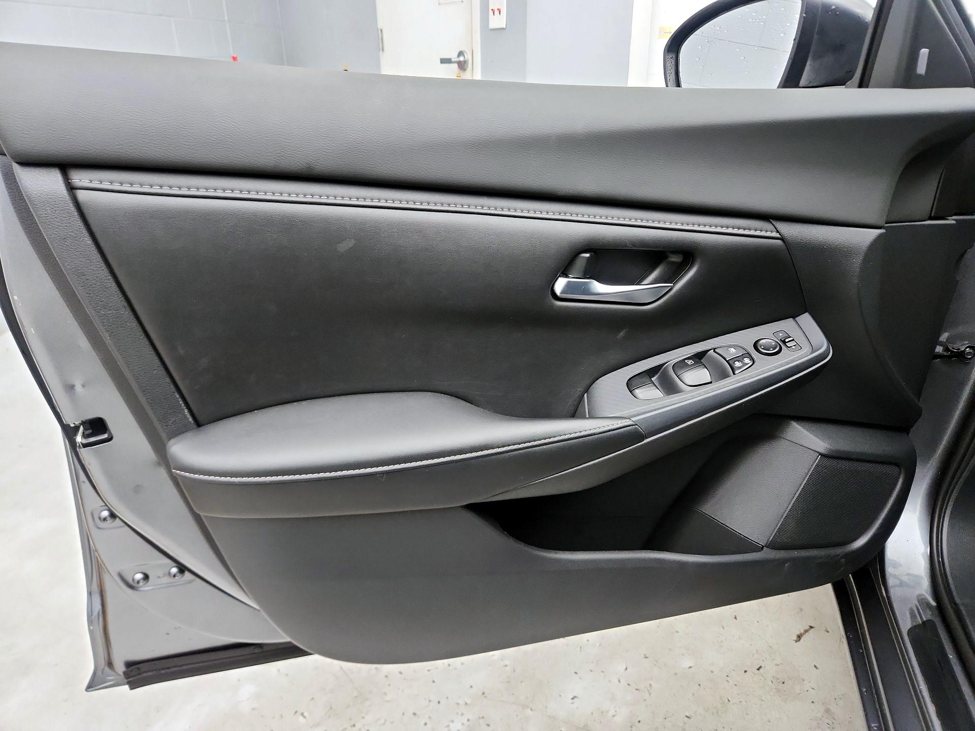 Thumbnail: 2022 Nissan Sentra - 12