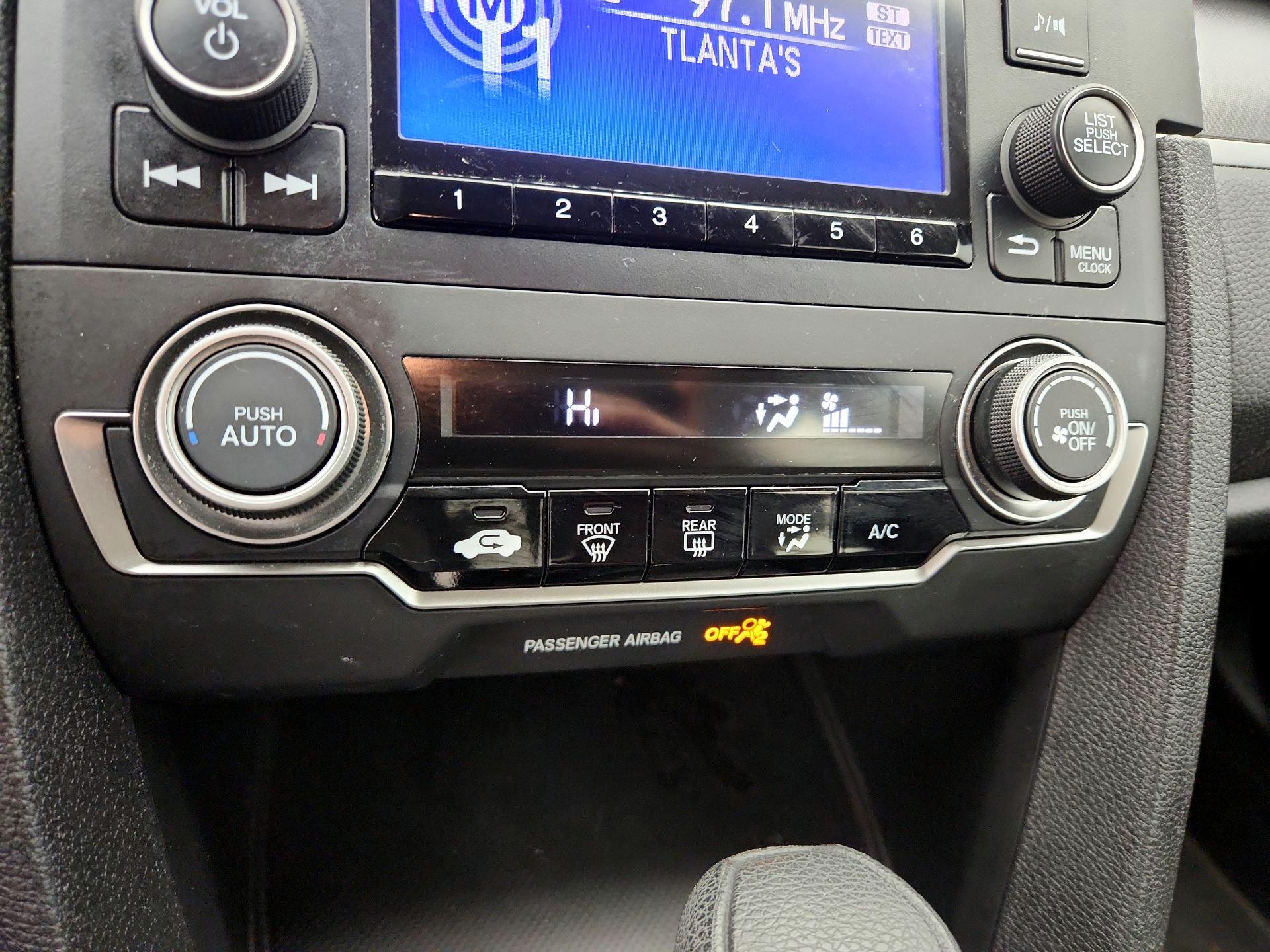 Thumbnail: 2017 Honda Civic - 16