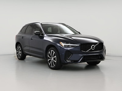 2024 Volvo XC60 B5 Plus Dark Theme