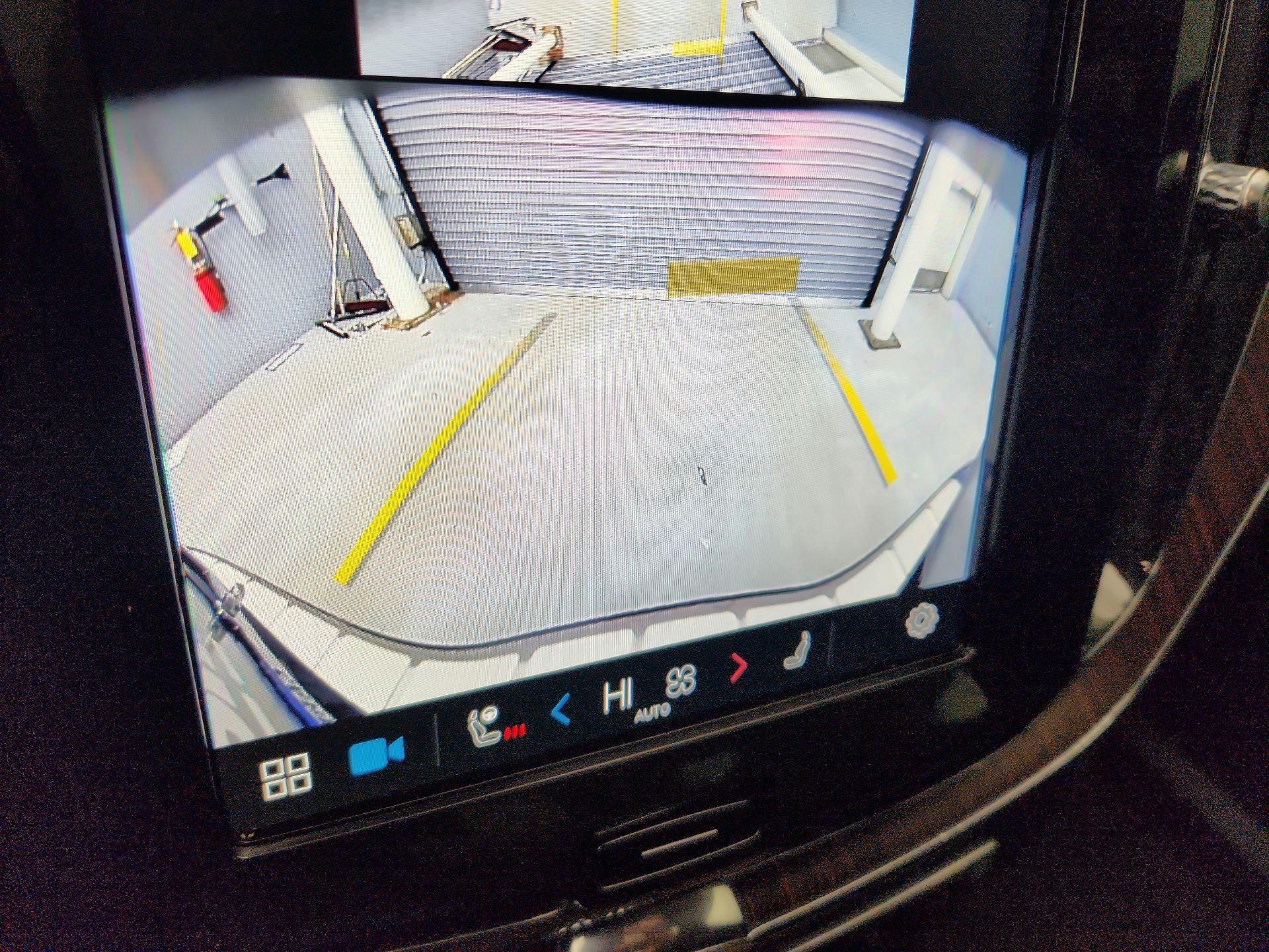 Thumbnail: 2024 Volvo XC60 - 15