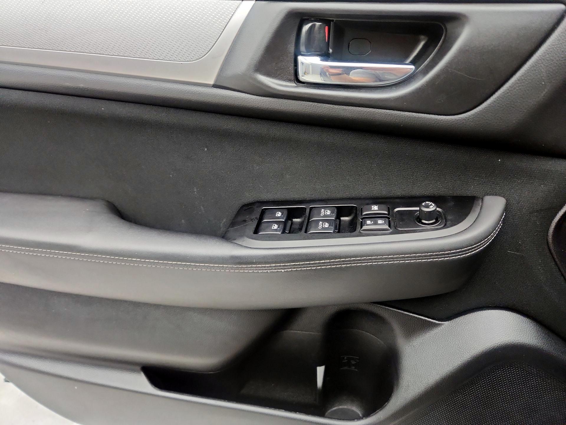 Thumbnail: 2017 Subaru Outback - 12