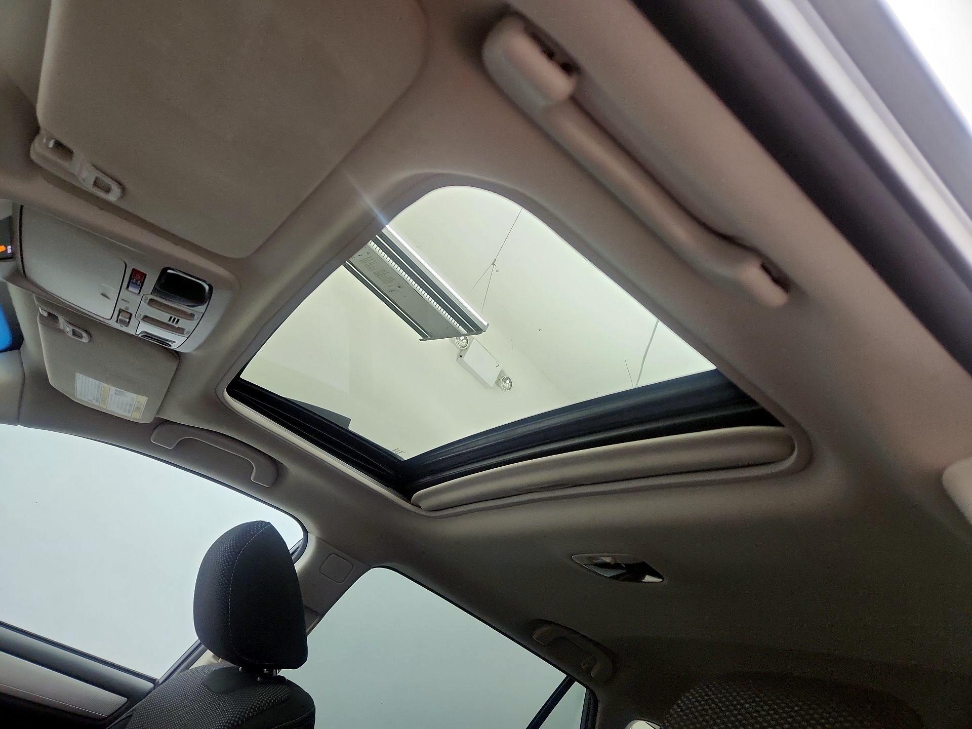 Thumbnail: 2017 Subaru Outback - 20