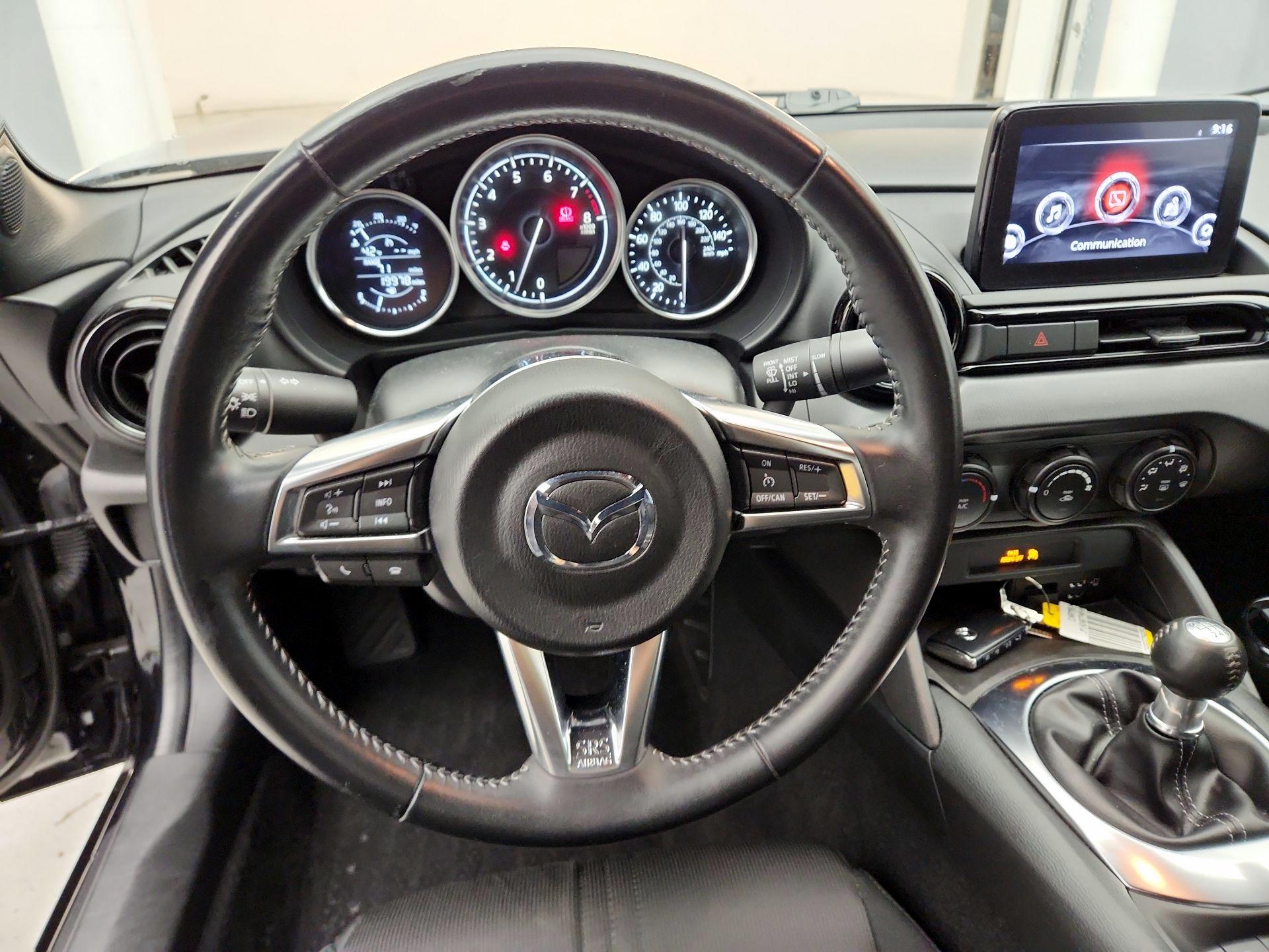 Thumbnail: 2022 Mazda MX-5 Miata - 10