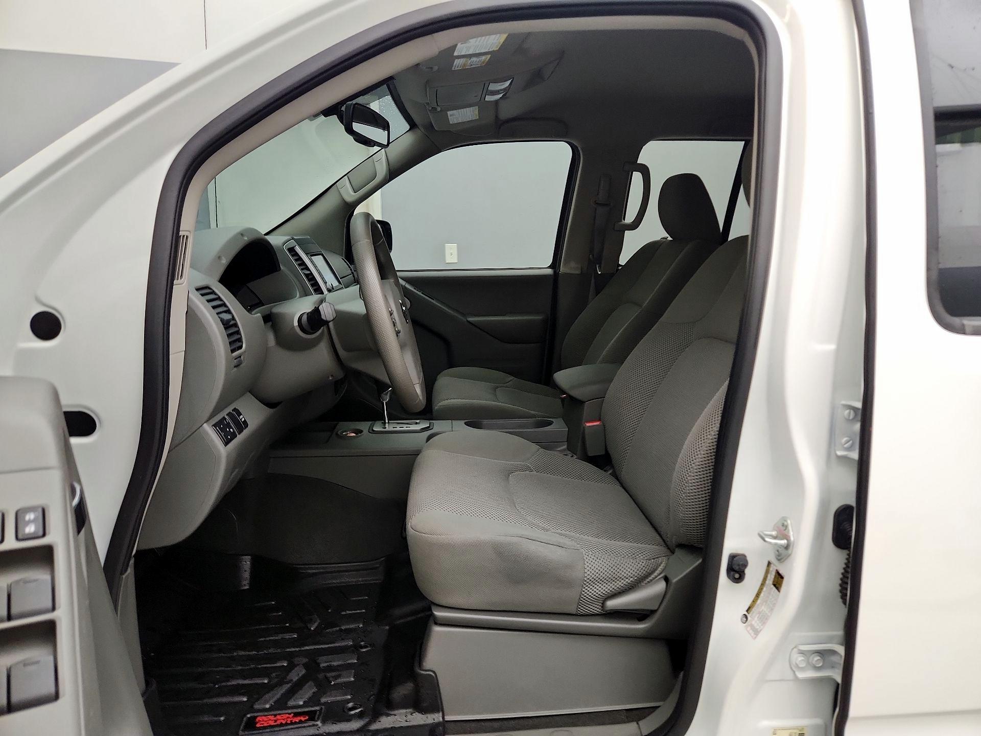 Thumbnail: 2021 Nissan Frontier - 11