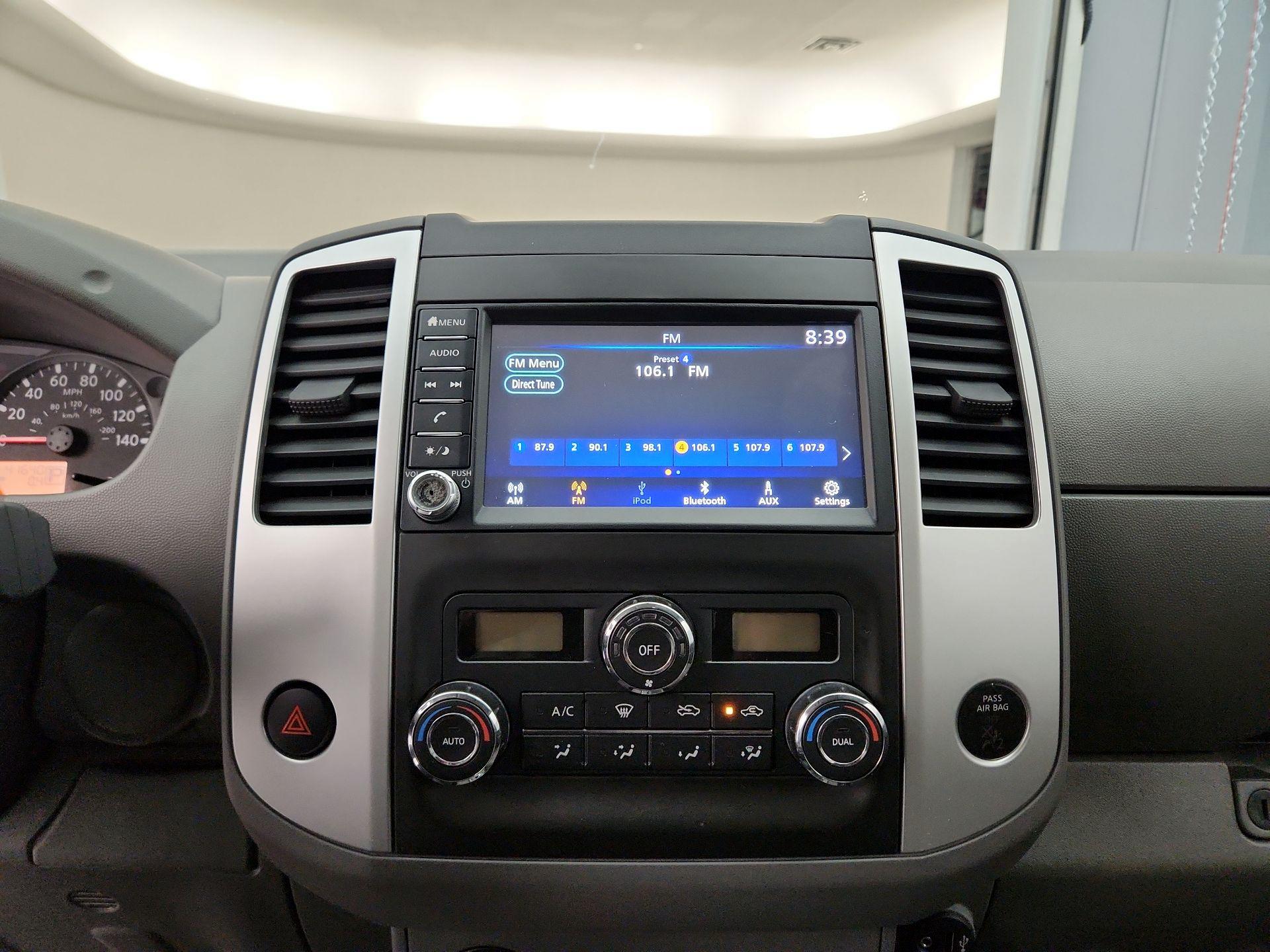 Thumbnail: 2021 Nissan Frontier - 15