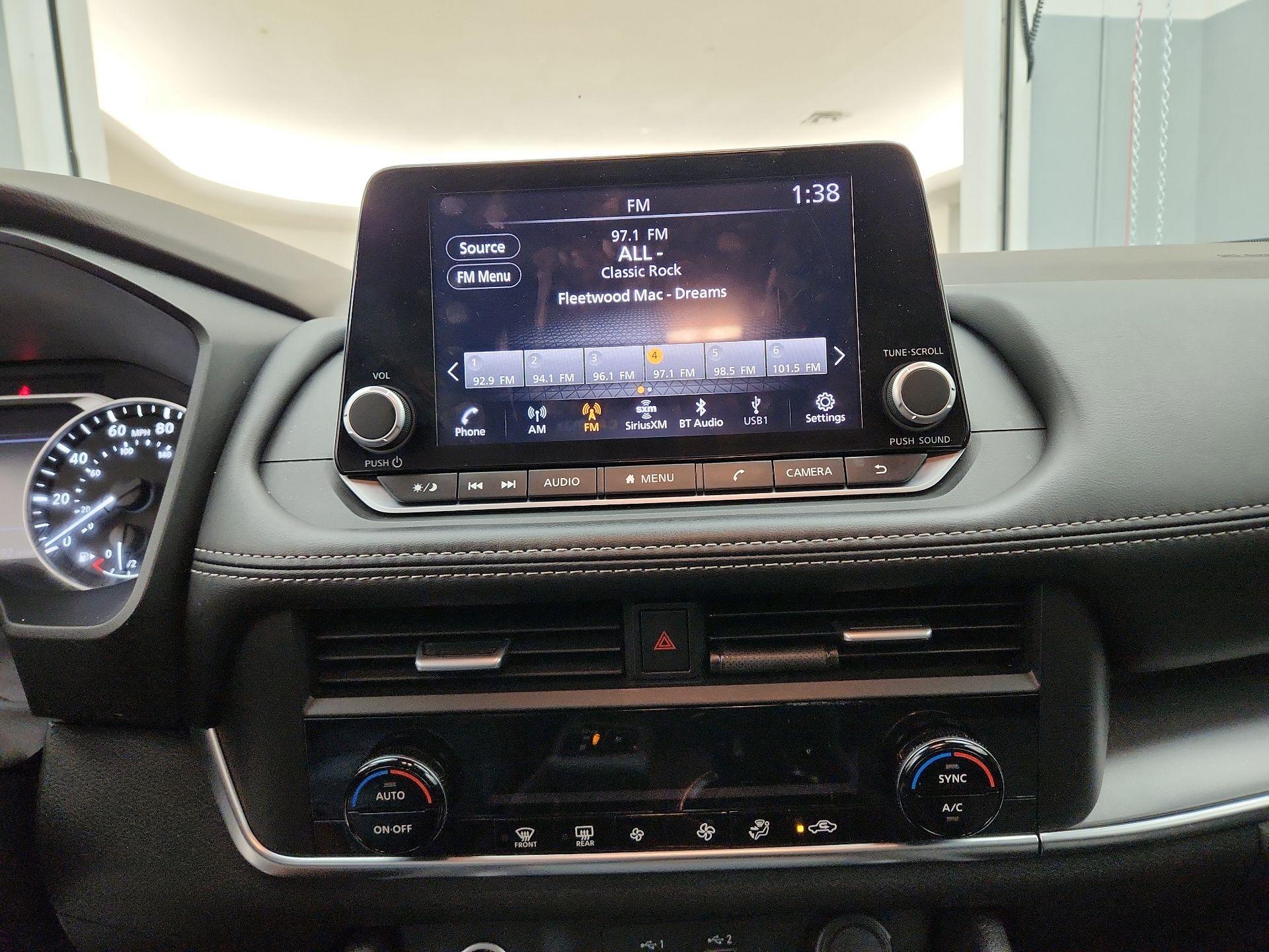 Thumbnail: 2023 Nissan Rogue - 15