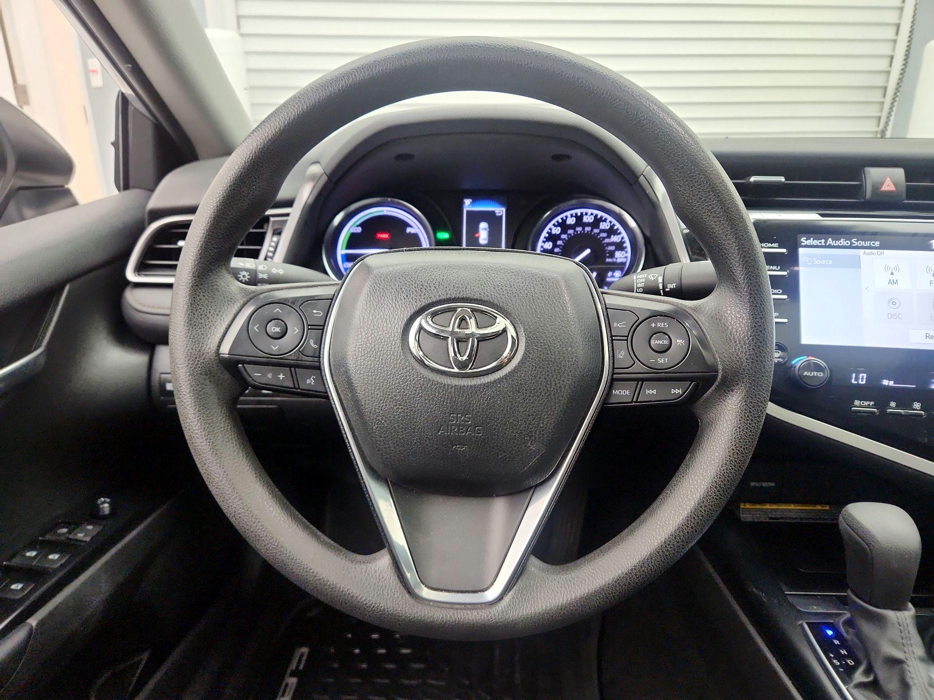 Thumbnail: 2020 Toyota Camry - 10