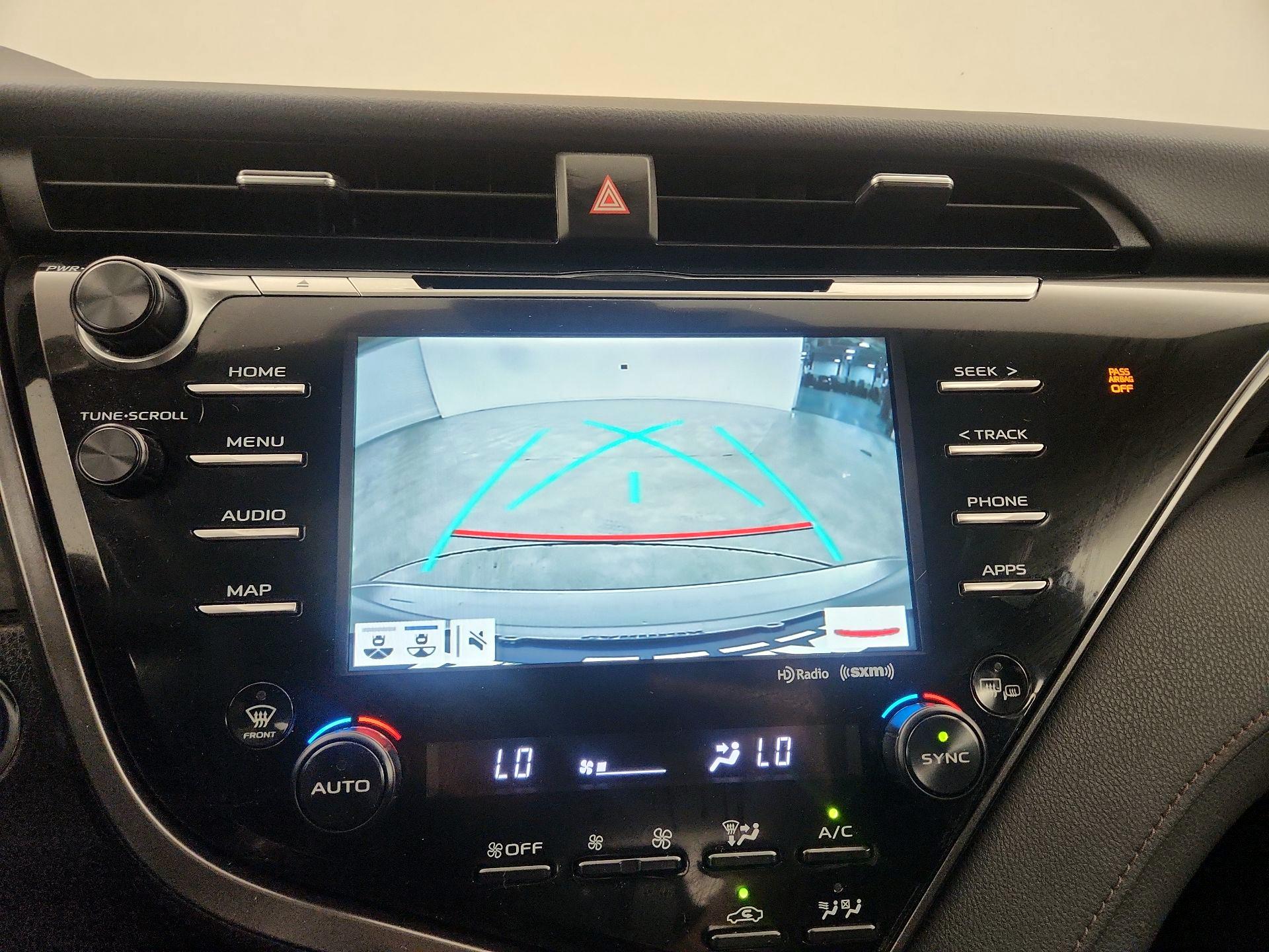 Thumbnail: 2020 Toyota Camry - 14