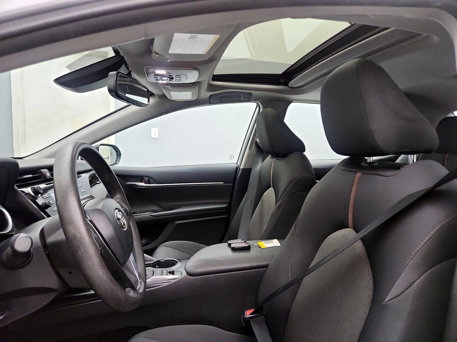 Thumbnail: 2020 Toyota Camry - 19