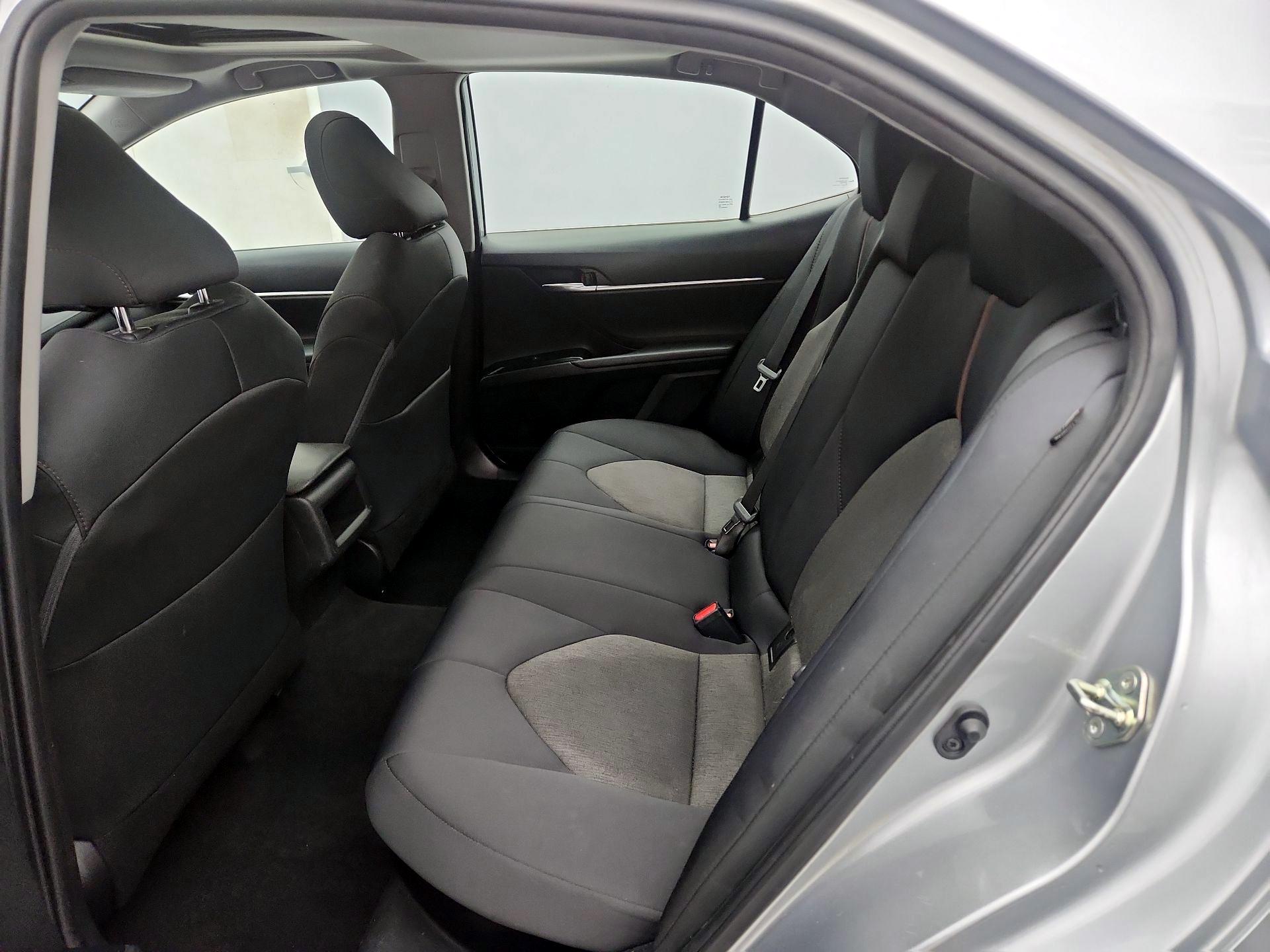 Thumbnail: 2020 Toyota Camry - 20