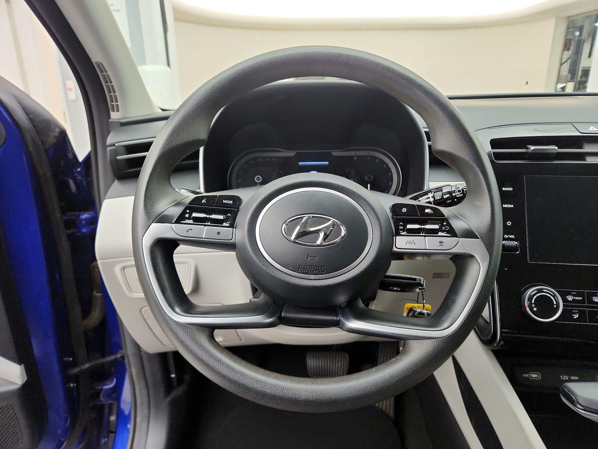 Thumbnail: 2023 Hyundai Tucson - 10