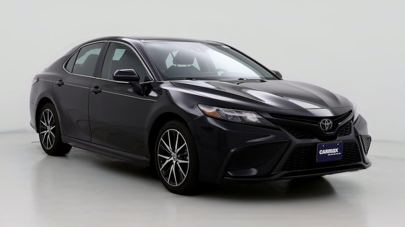 2023 Toyota Camry SE Hero Image