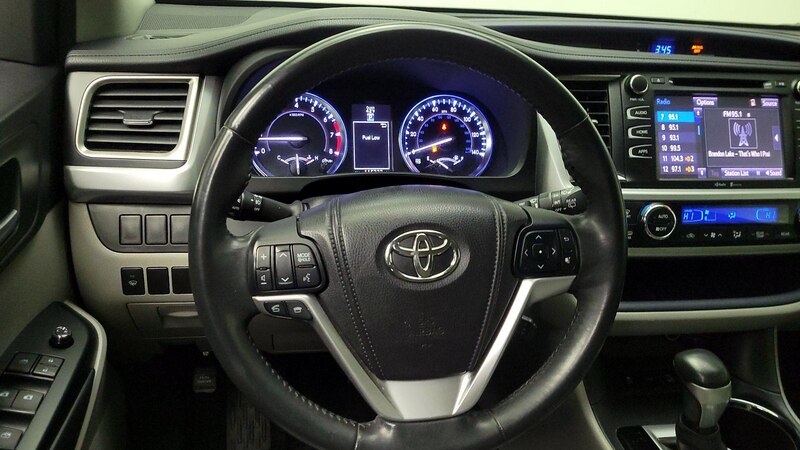 2014 Toyota Highlander XLE 10