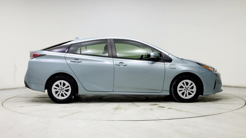 2017 Toyota Prius Two 7