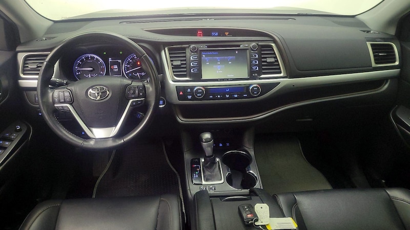 2019 Toyota Highlander XLE 9