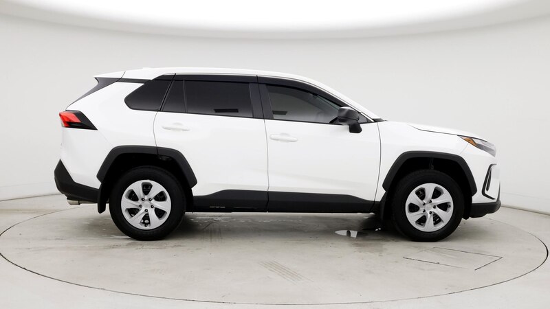 2023 Toyota RAV4 LE 7