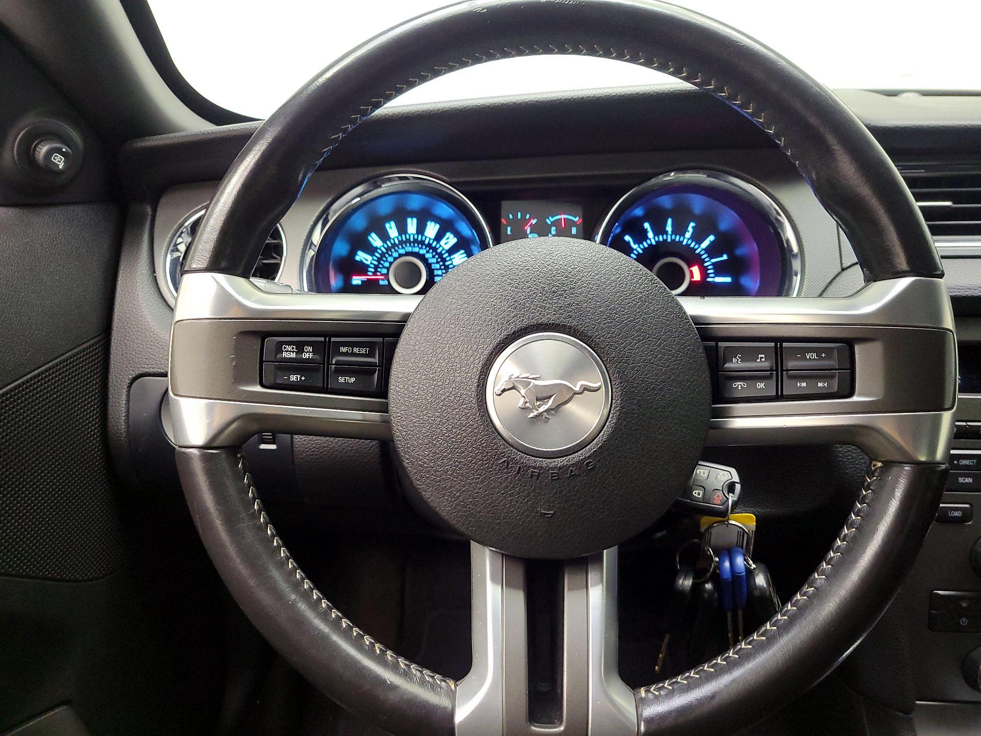 Thumbnail: 2013 Ford Mustang - 10