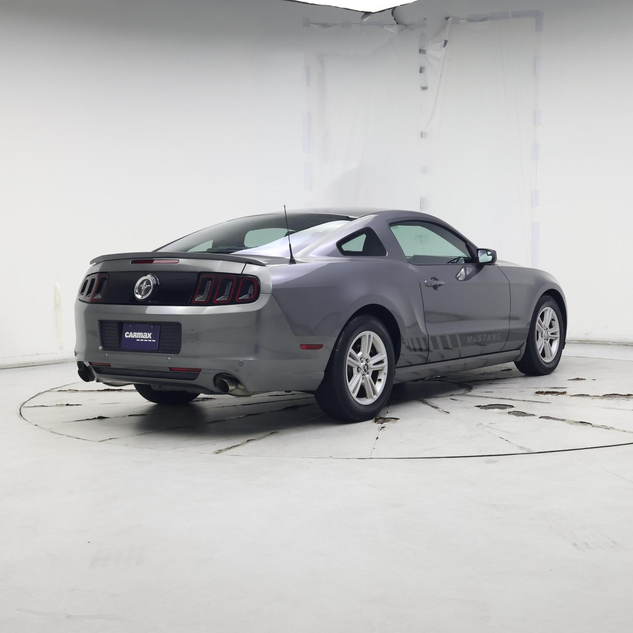 Thumbnail: 2013 Ford Mustang - 8