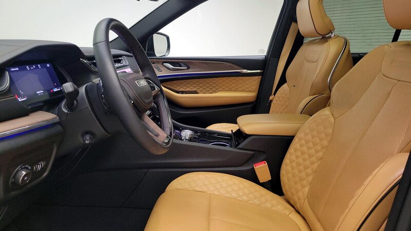 2023 Jeep Grand Cherokee Summit 11