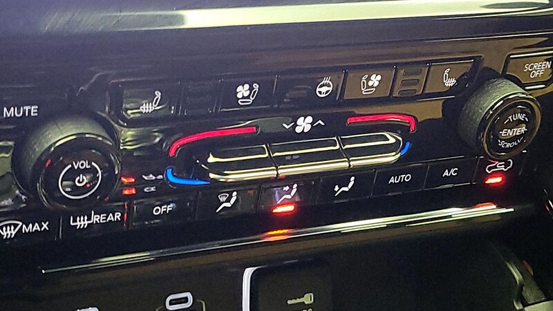 2023 Jeep Grand Cherokee Summit 17